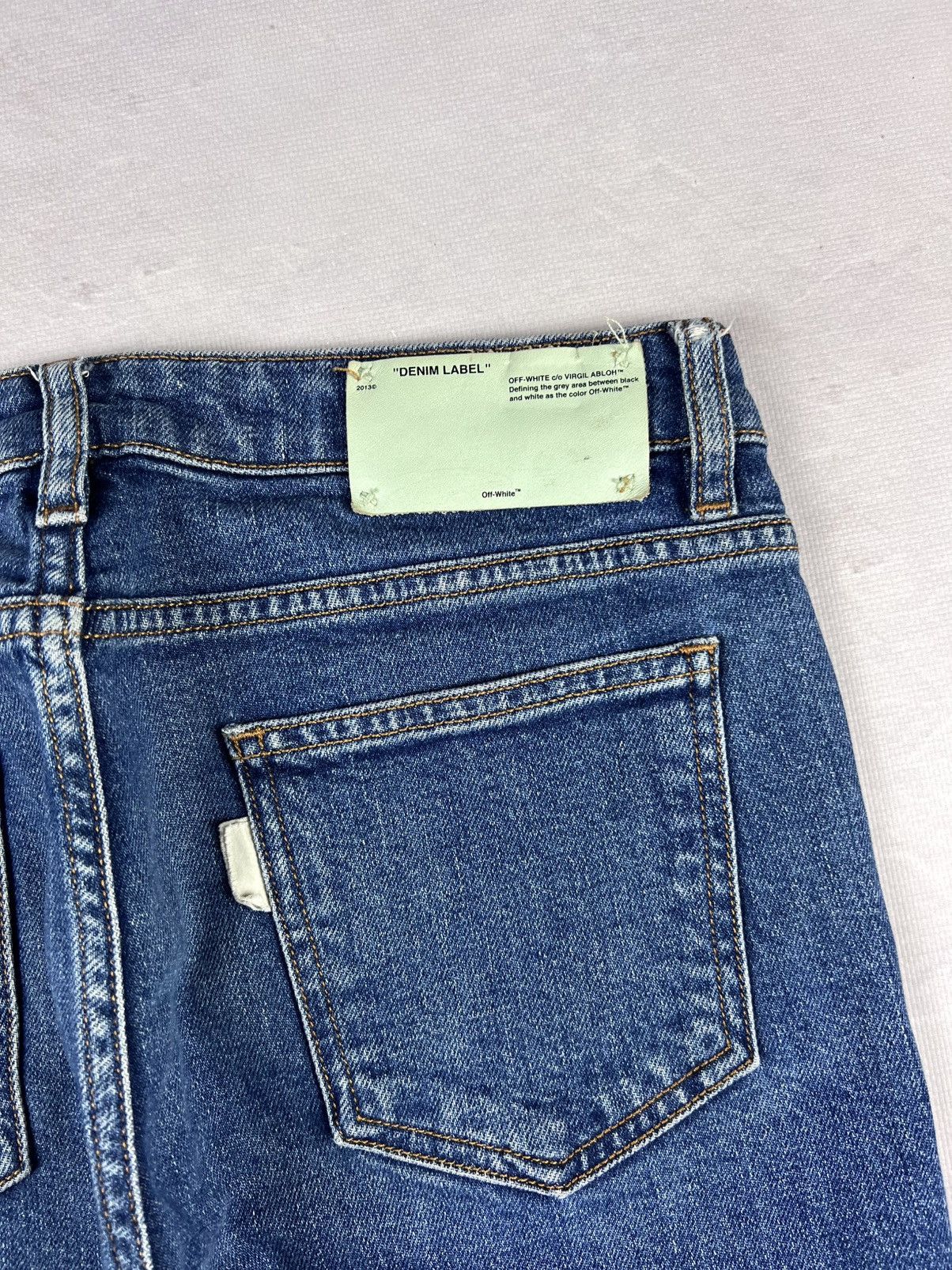Le Grande Bleu (L.G.B.) × Off-White × Vintage Avant Garde Japanese Denim Off-White Luxury Streetwear Y2k Size US 27 - 4 Thumbnail