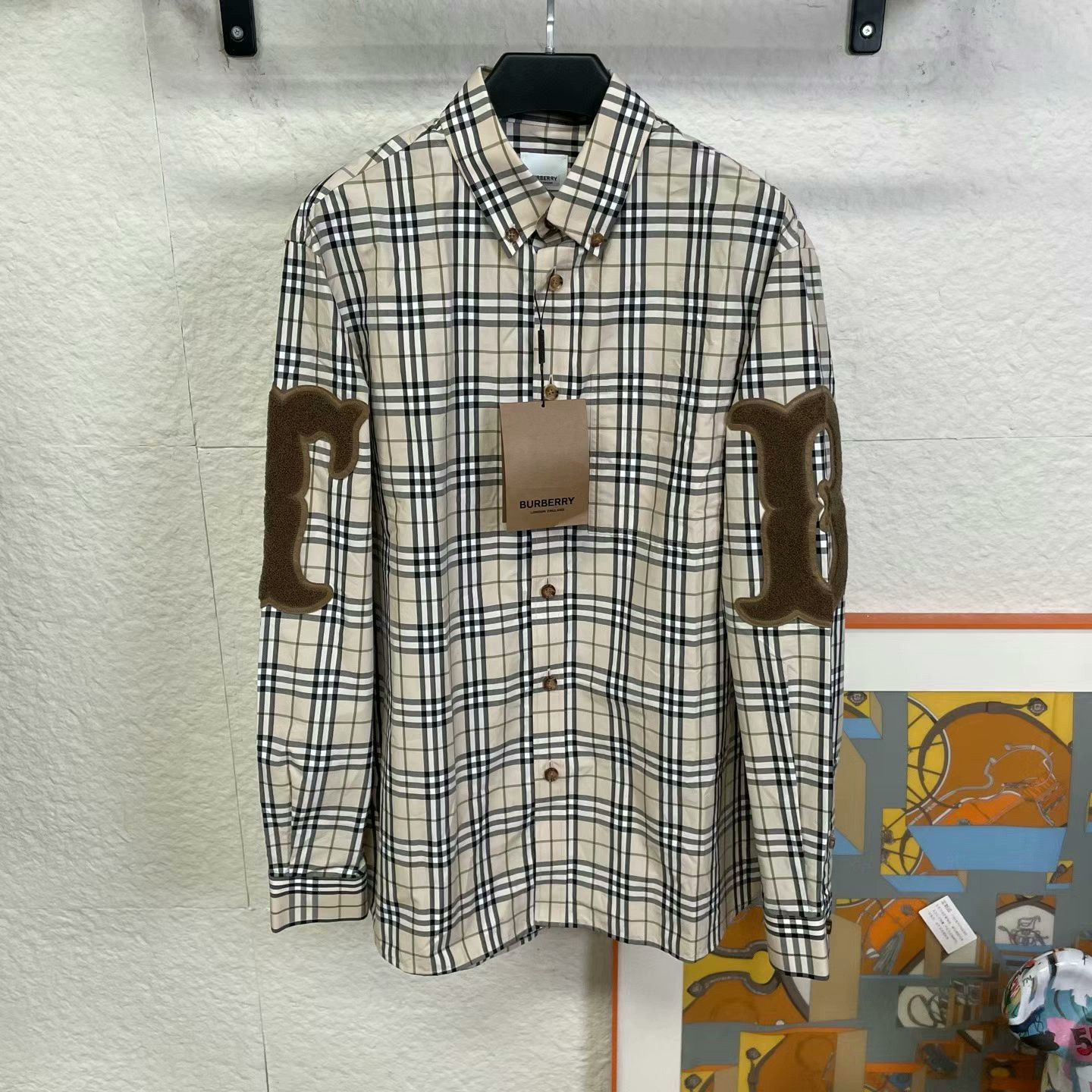 Burberry Burberry Logo Patch Check Shirt Size M Size US M / EU 48-50 / 2 - 1 Thumbnail