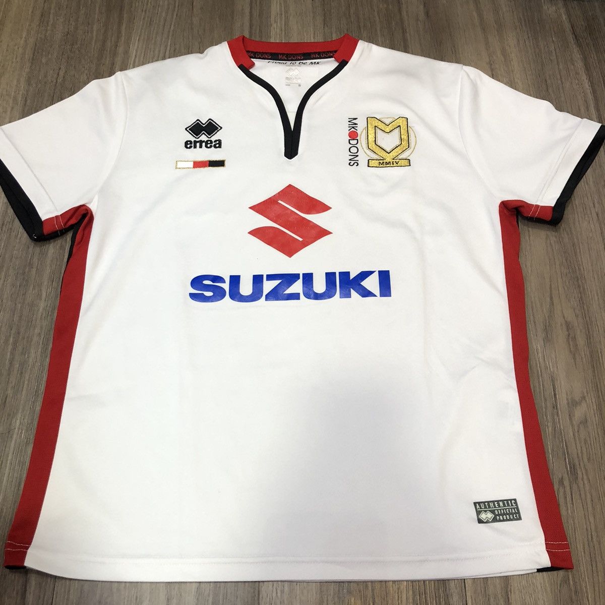 Errea MK Dons 15/16 home shirt Size US S / EU 44-46 / 1 - 1 Thumbnail