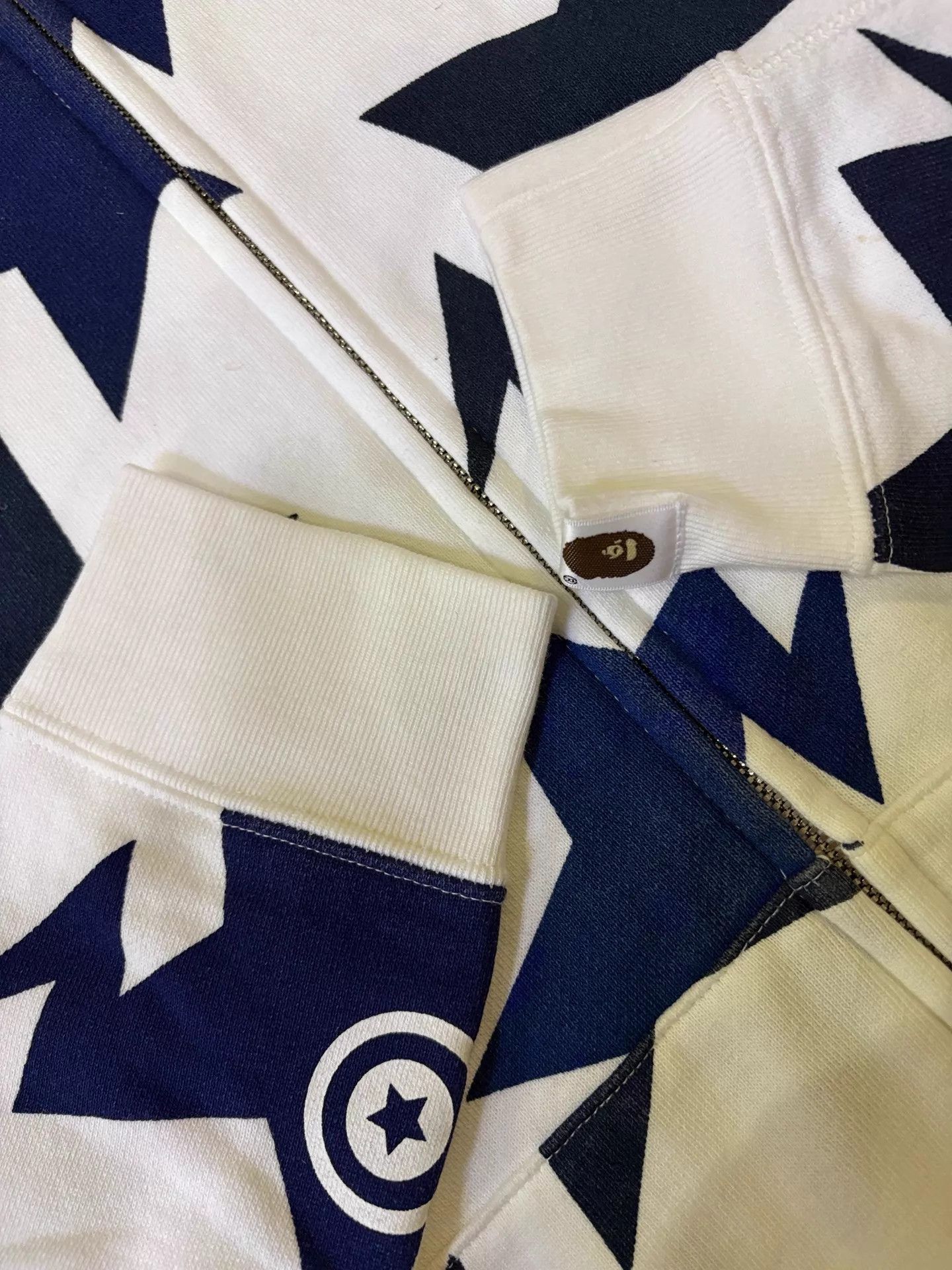 Bape BAPE NFS Meteor Shark Hoodie White M 2W Near New Size US M / EU 48-50 / 2 - 5 Thumbnail
