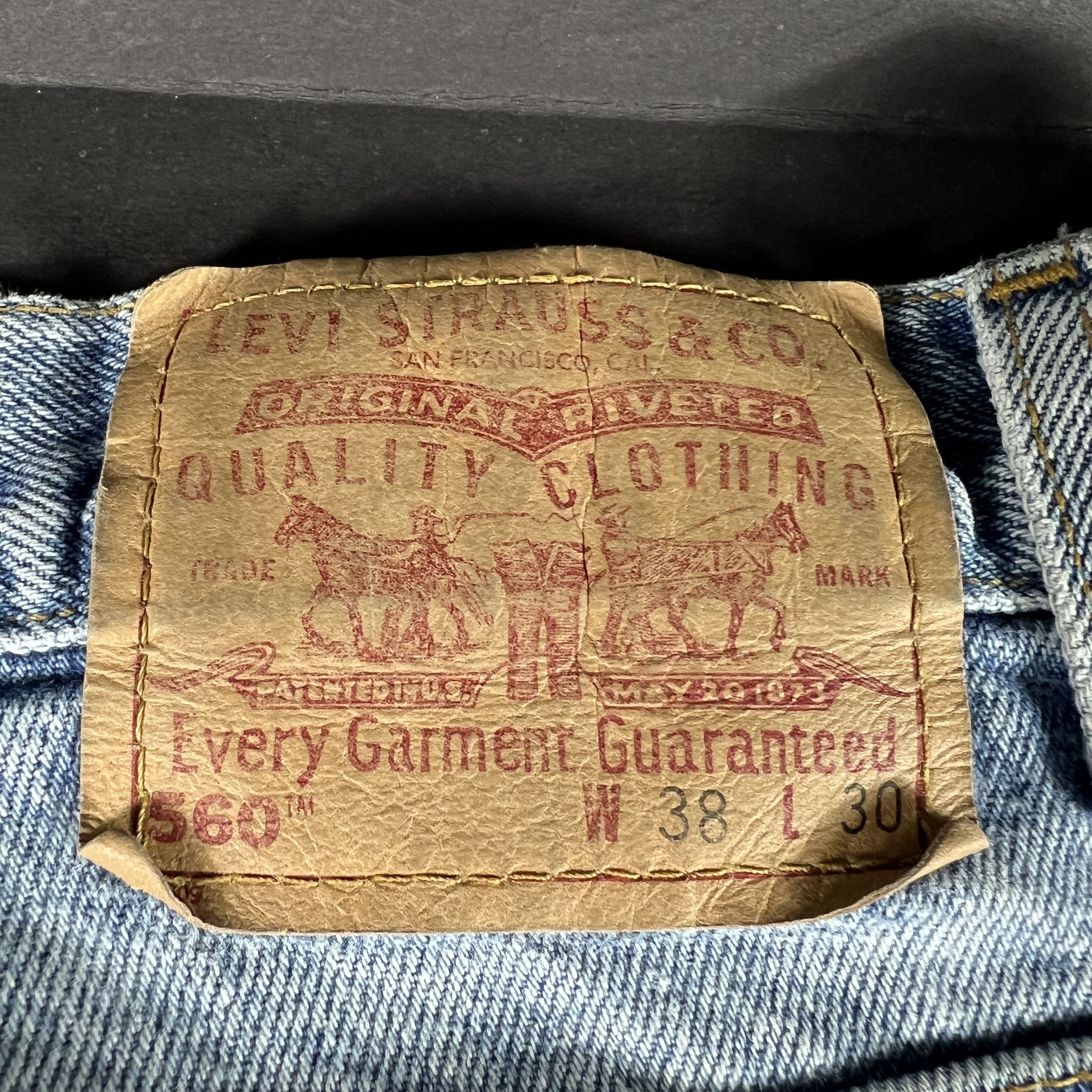 Levi's × Vintage Y2K Levi's Jeans 560 Loose Tapered Light Blue Faded Denim Size US 38 / EU 54 - 14 Thumbnail