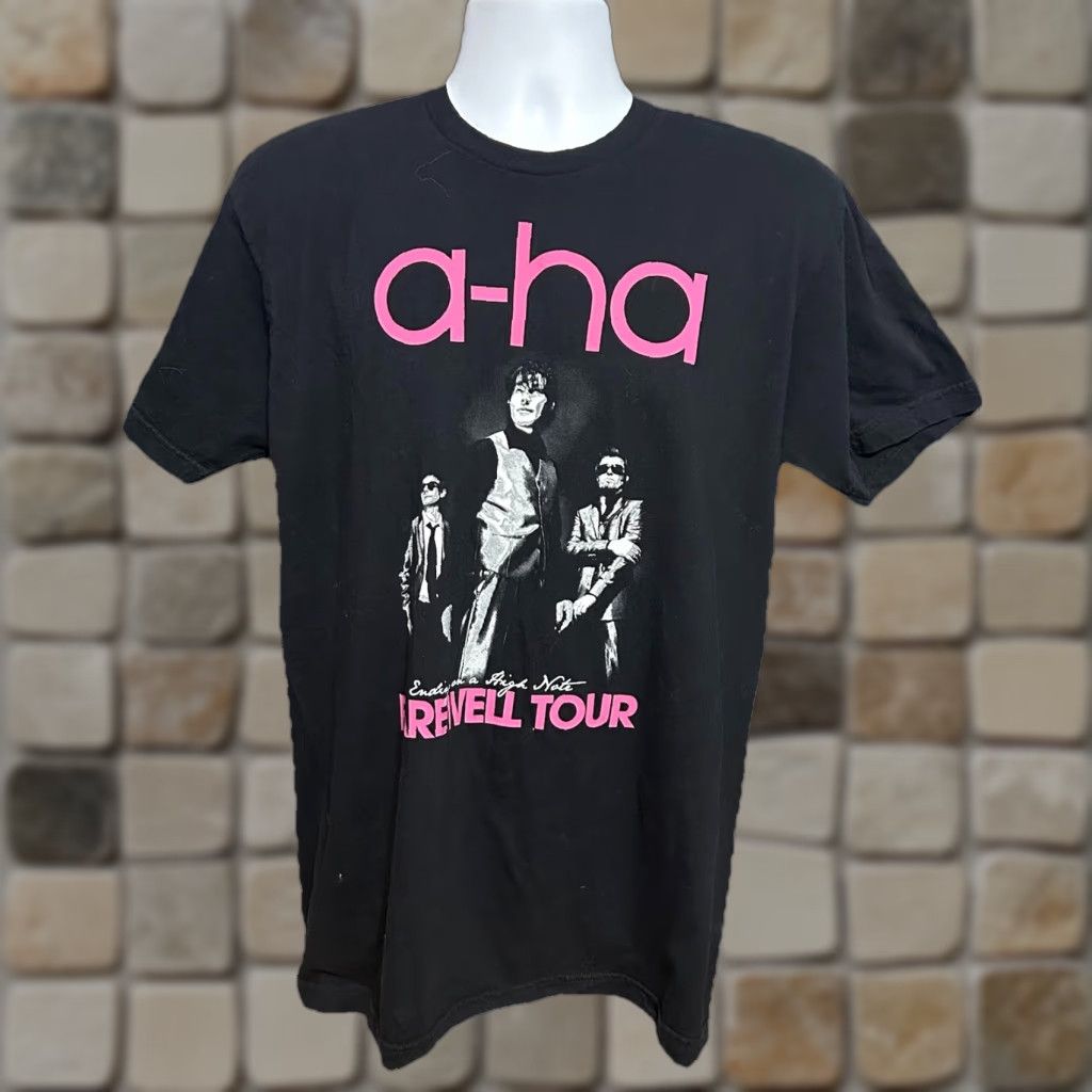 Vintage a-ha Crew Neck Shirt Men Large Black Short Sleeve Rock Logo 2010 Farewell Tour Size US L / EU 52-54 / 3 - 1 Thumbnail