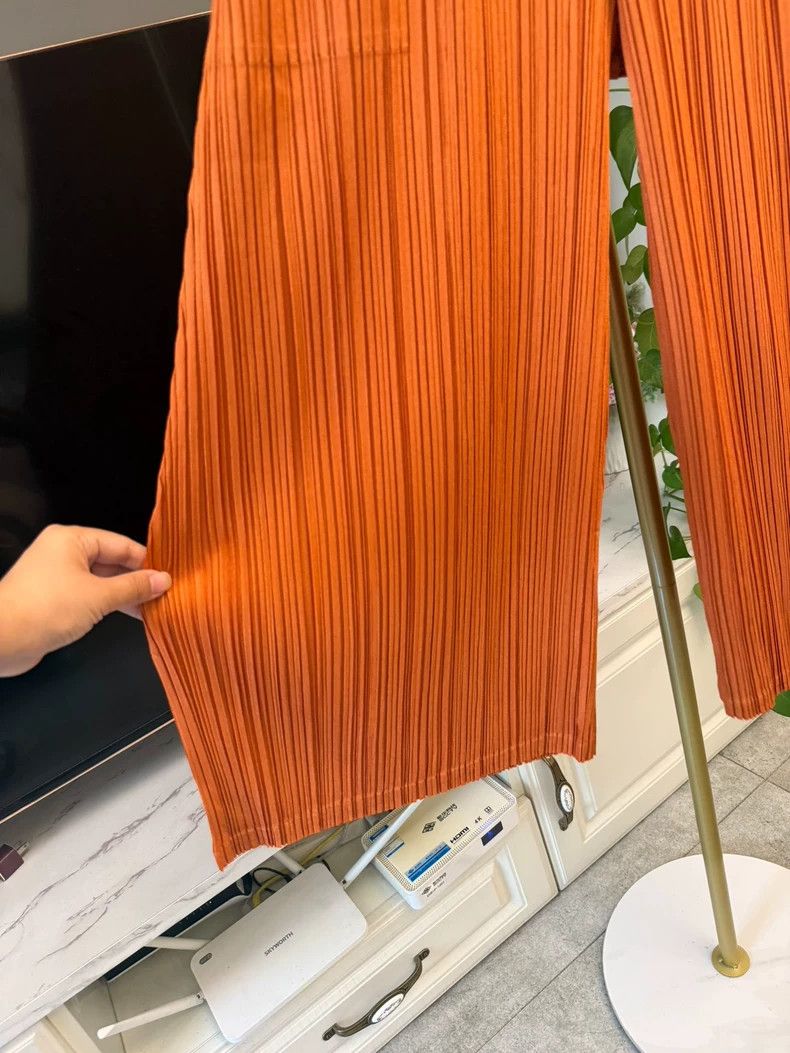 Issey Miyake Issey Miyake size:2 Pumpkin-colored pleated pants Size 42" / US 20 - 2 Thumbnail