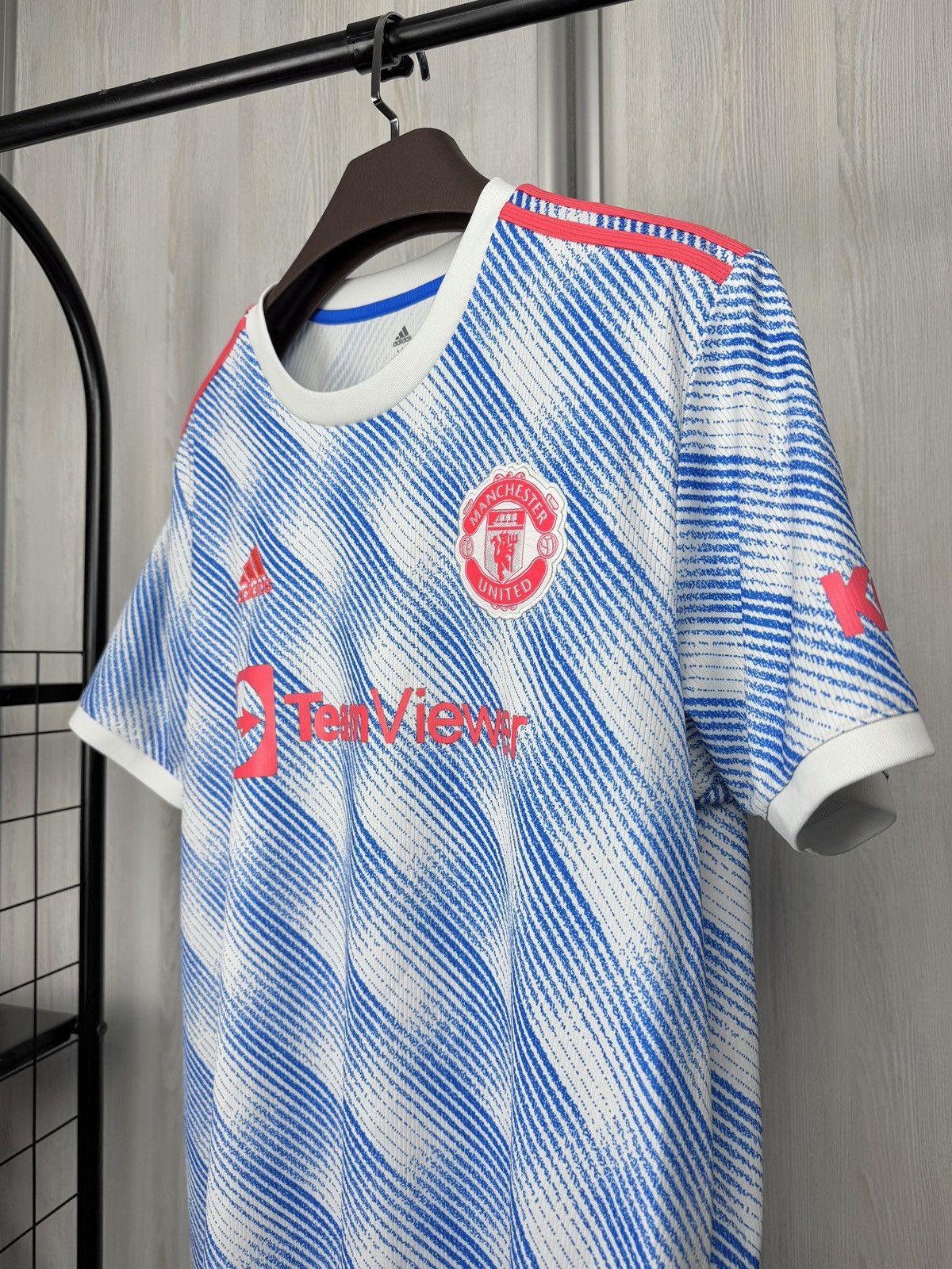 Adidas ADIDAS MANCHESTER UNITED 2021 2022 AWAY SHIRT FOOTBALL JERSY Size US XL / EU 56 / 4 - 4 Thumbnail