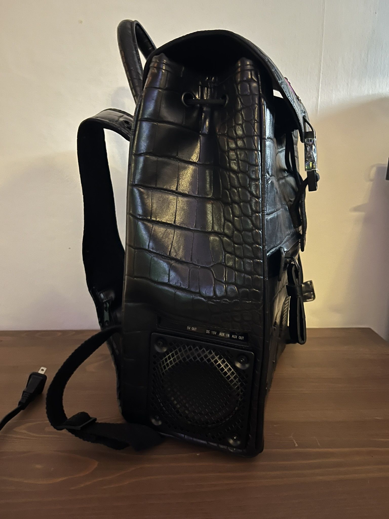 Other WizPak Ridley Co. Gator Backpack - Limited Edition 2018 Size ONE SIZE - 4 Thumbnail