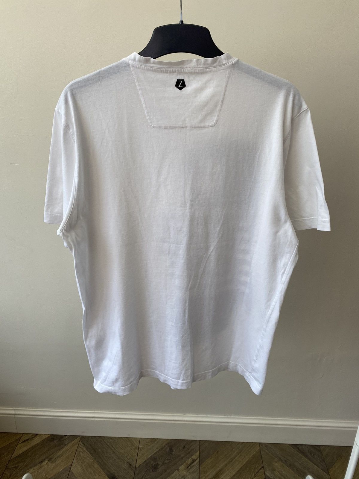 Z Zegna Vintage Z Zegna Printed V-neck T-shirt Size US M / EU 48-50 / 2 - 11 Thumbnail