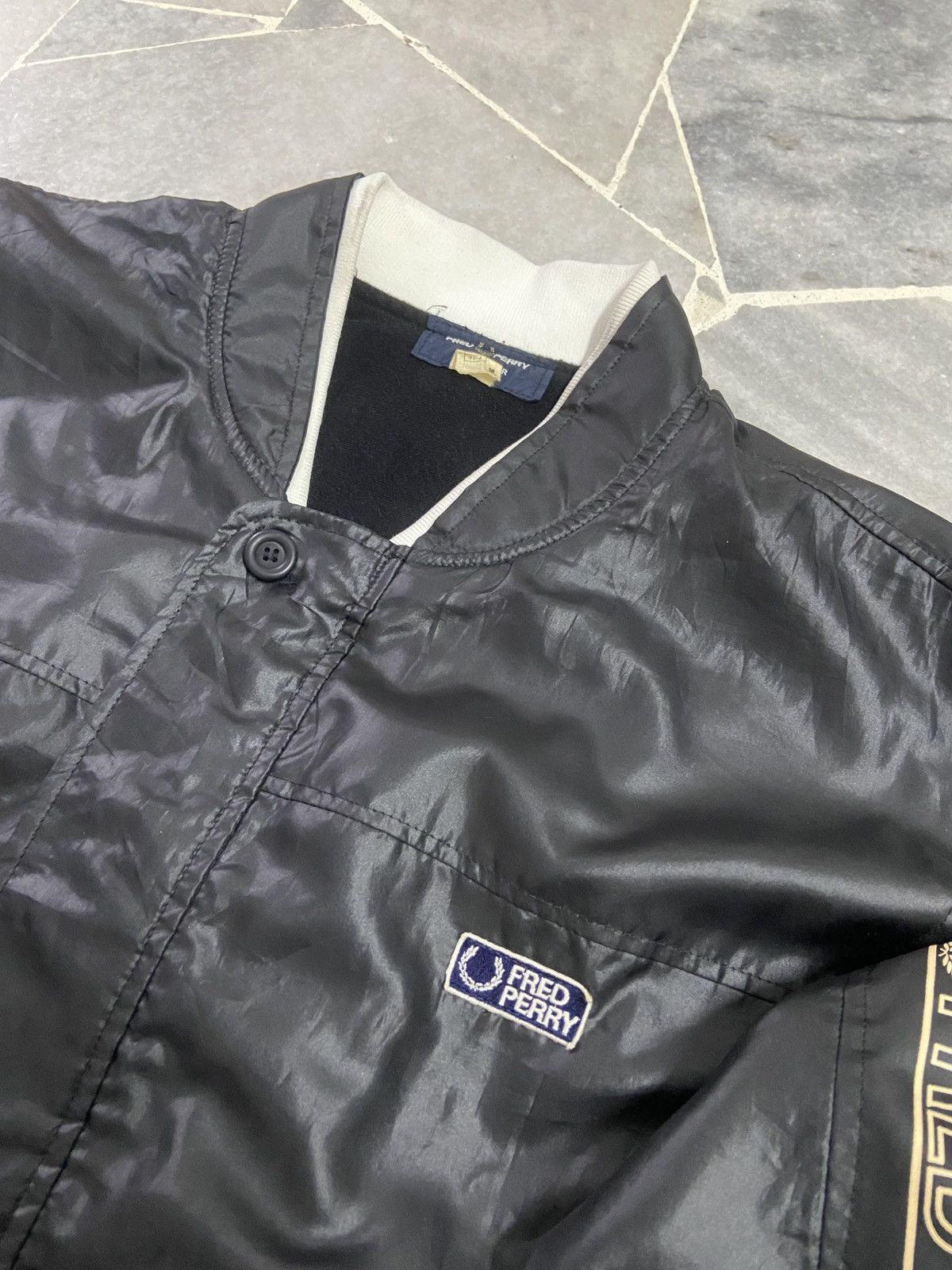 Fred Perry Vintage Fred Perry Black Nylon Jackat Size US M / EU 48-50 / 2 - 11 Thumbnail