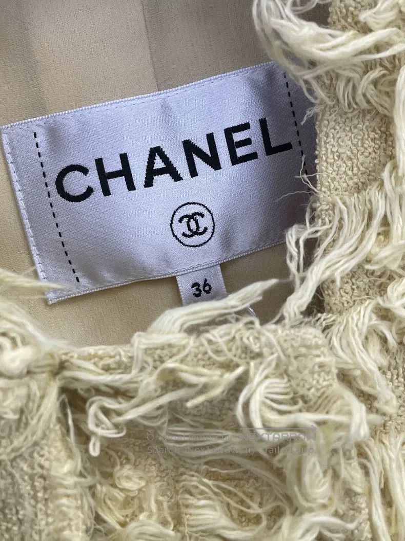 Chanel Chanel Chick yellow tassel tie jacket Size XS / US 0-2 / IT 36-38 - 5 Thumbnail