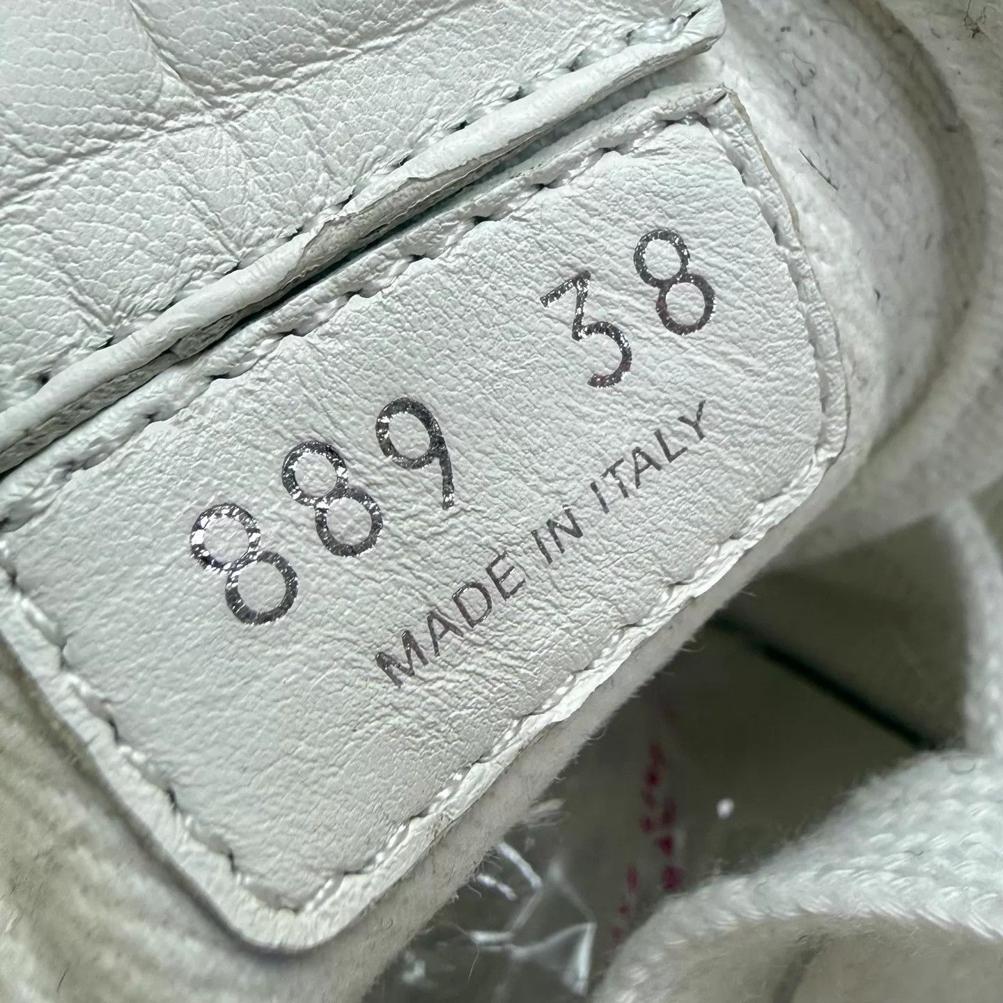 Miu Miu MIU MIU White Canvas Platform Biscuit Shoes Size 38 Size US 7.5 / IT 37.5 - 8 Thumbnail