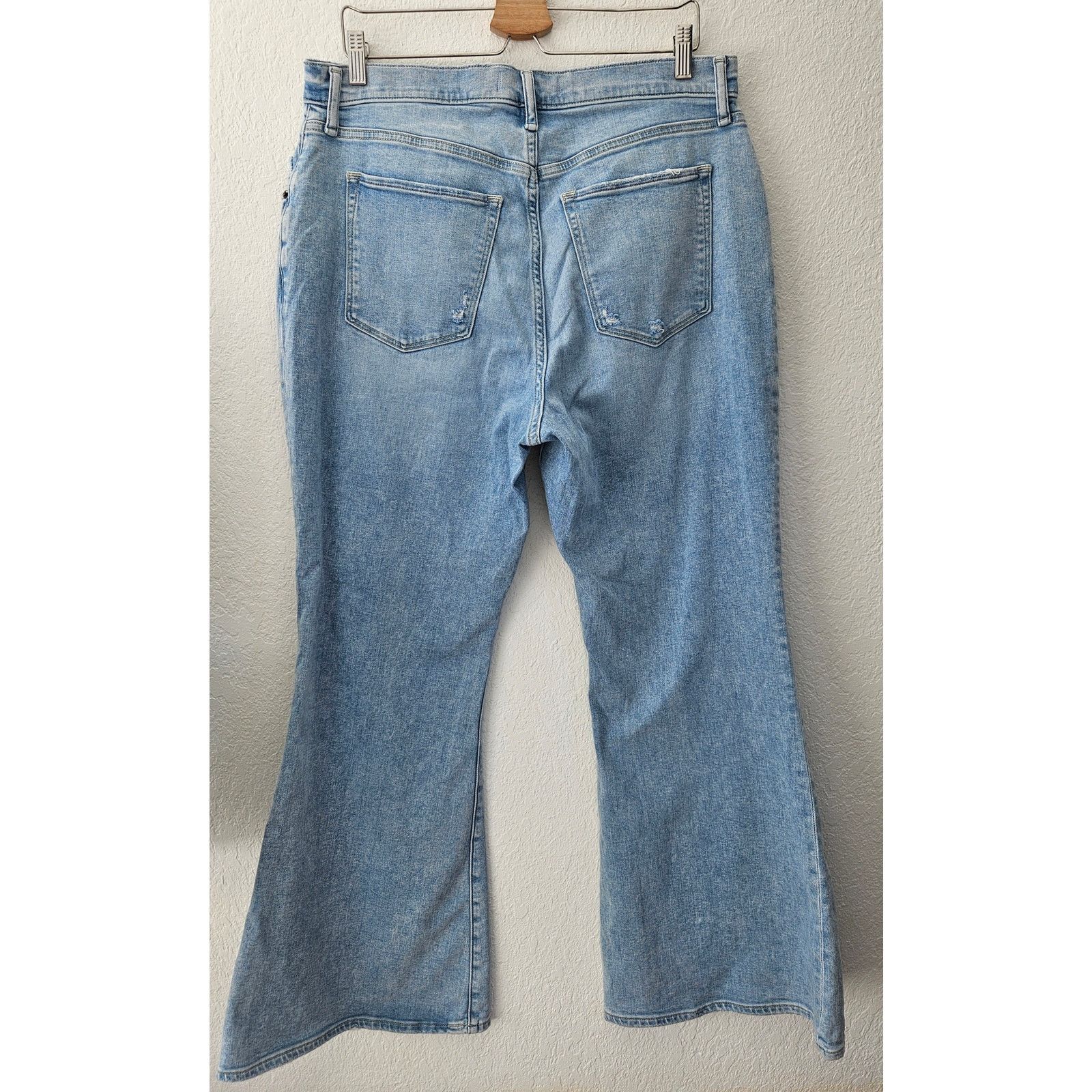 Abercrombie & Fitch A&F The Flare Ultra High Rise Jeans Size 33/16 Short Size 36" / US 14 / IT 50 - 10 Thumbnail