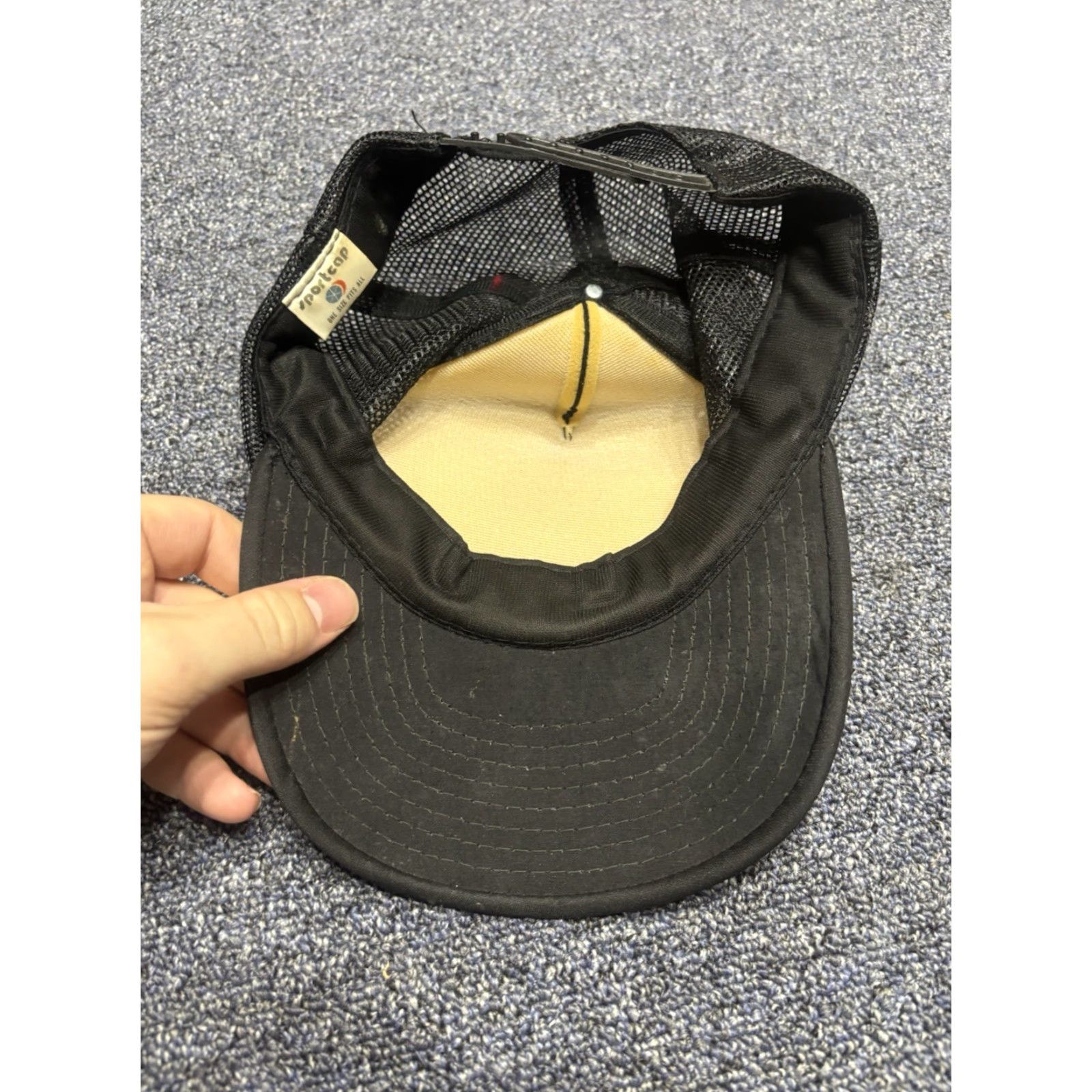 Vintage VINTAGE Snap-Back Trucker Hat Men Black Foam 90s Adjustable OSFA Size ONE SIZE - 2 Thumbnail