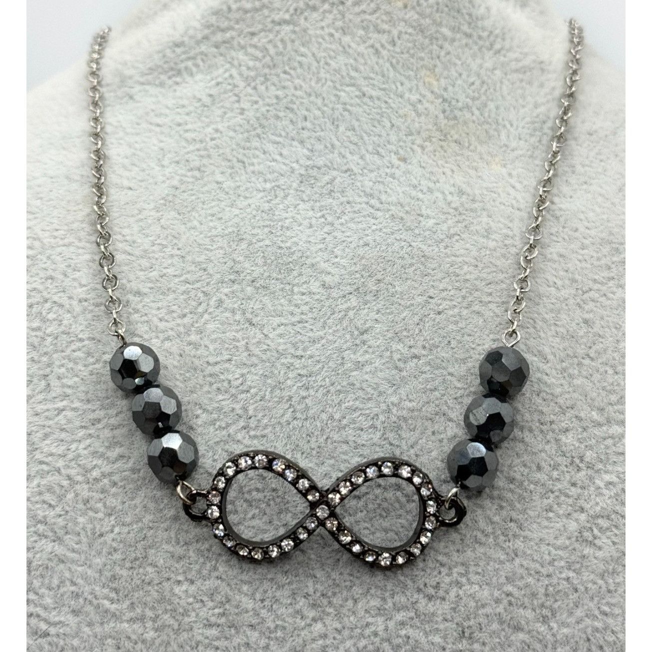 Vintage Vintage rhinestone infinity sign hematite semi precious bead Size ONE SIZE - 1 Thumbnail