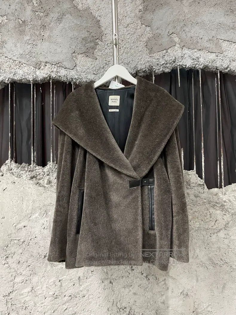 Hermes Hermes Fur Coat Size XS / US 0-2 / IT 36-38 - 1 Thumbnail