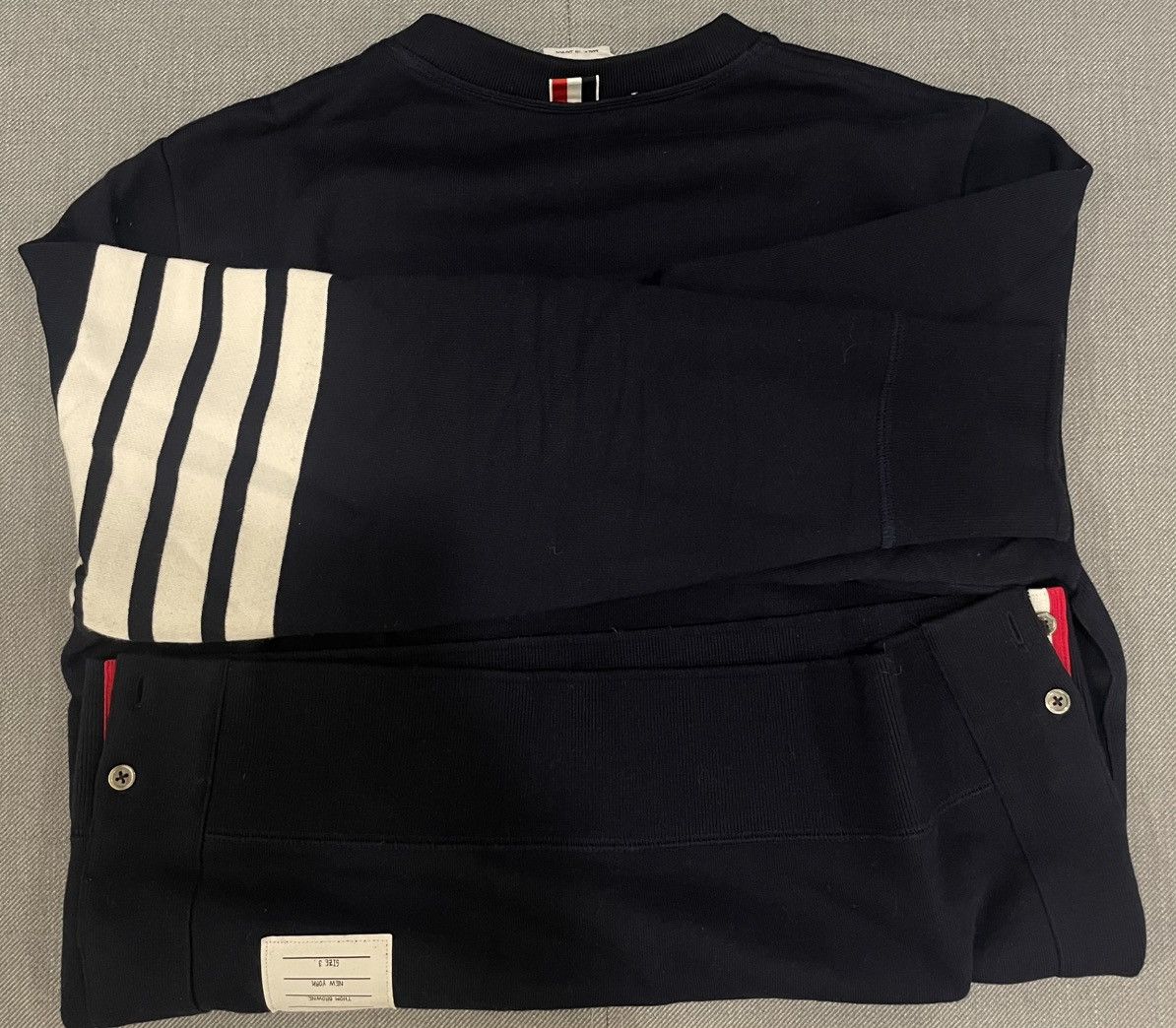 Thom Browne Thom Browne Classic Loopback 4-Bar Sweatshirt Size US M / EU 48-50 / 2 - 5 Thumbnail