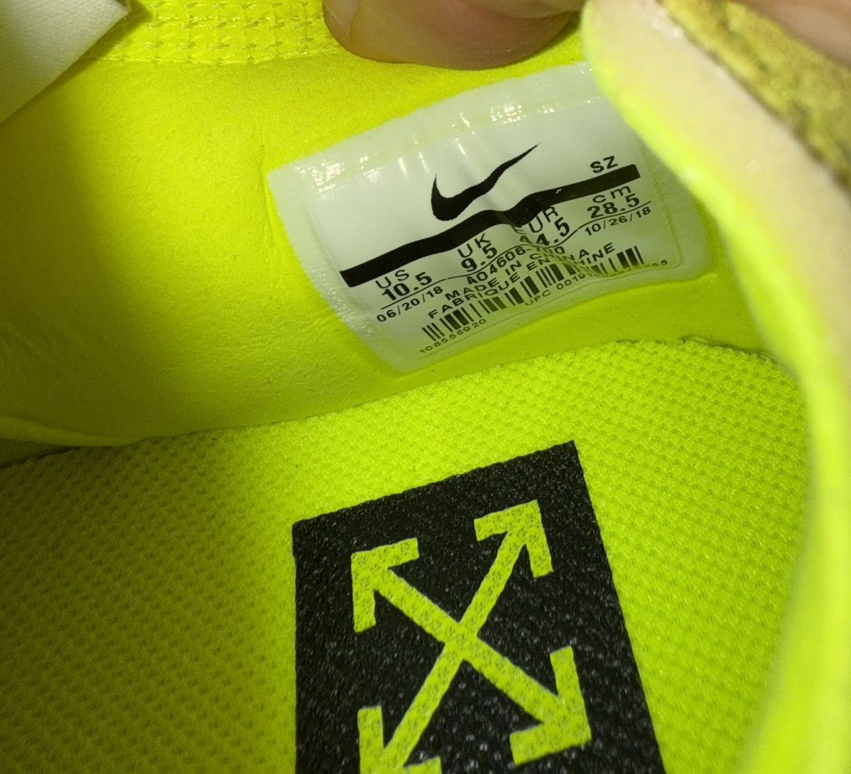 Nike Size 10.5 - Nike Air Force 1 Low Off-White Volt (2018) / DS Size US 10.5 / EU 43-44 - 2 Thumbnail
