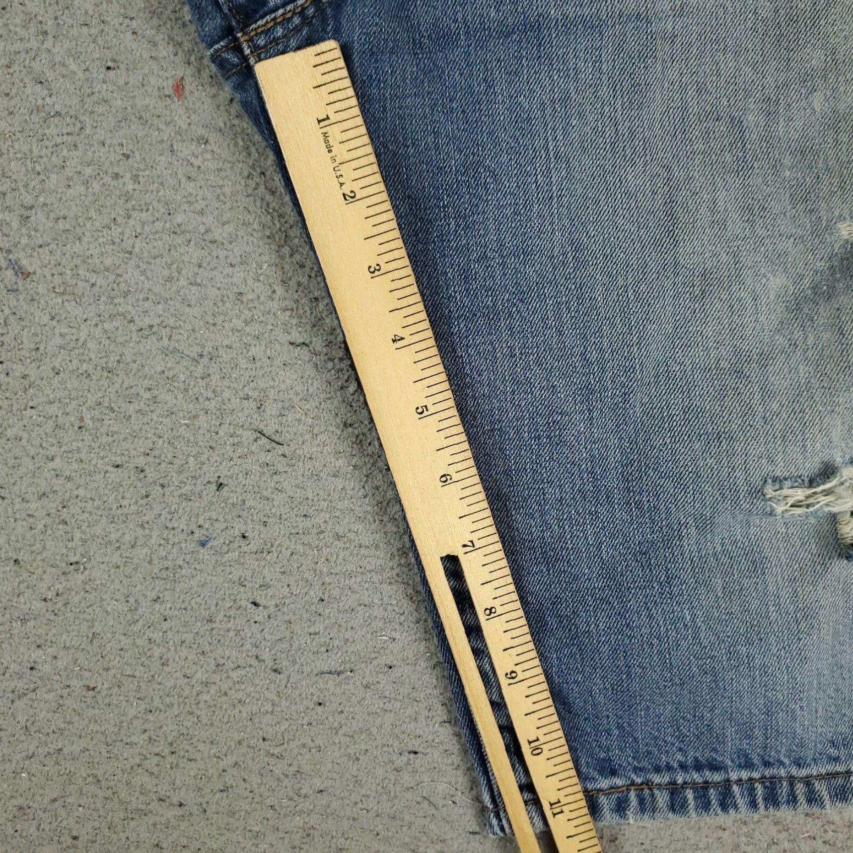 Levi's Levis Strauss 569 Shorts Mens Size 36 Blue Distressed Loose Fit Denim Jeans * Size US 36 / EU 52 - 6 Thumbnail