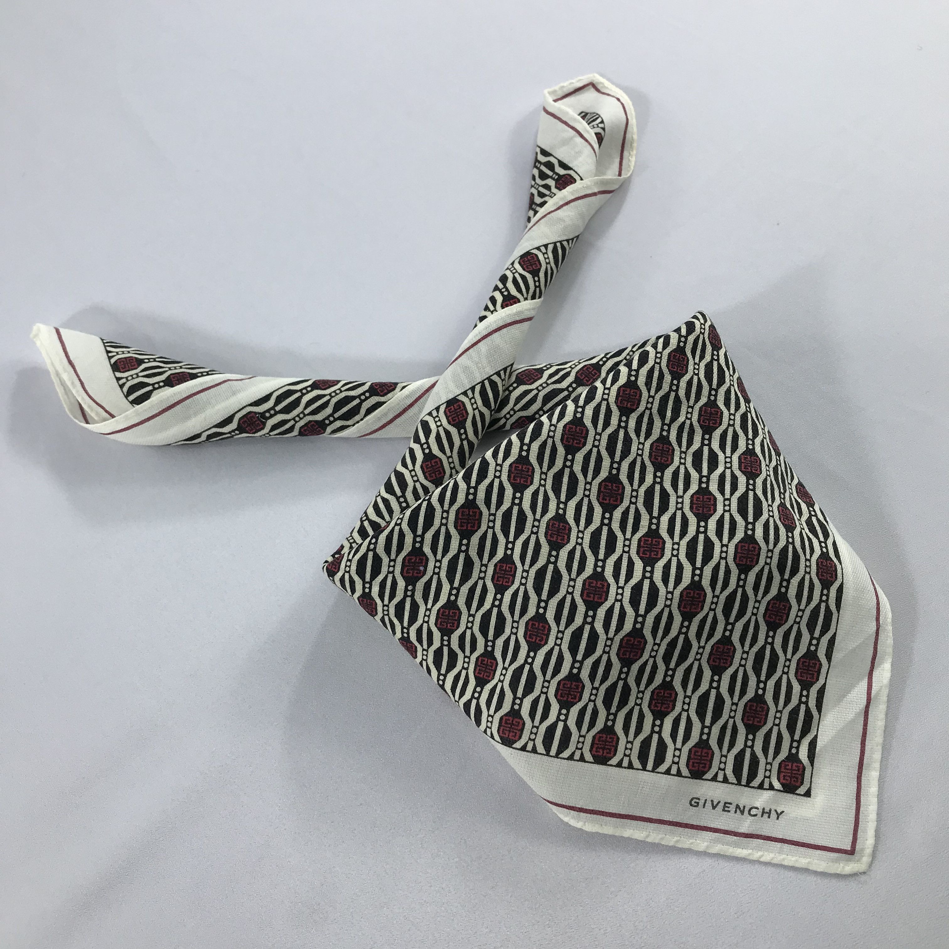 Vintage Vintage Givenchy Bandana / Handkerchief / Neckerchief -S2212 Size ONE SIZE - 4 Thumbnail