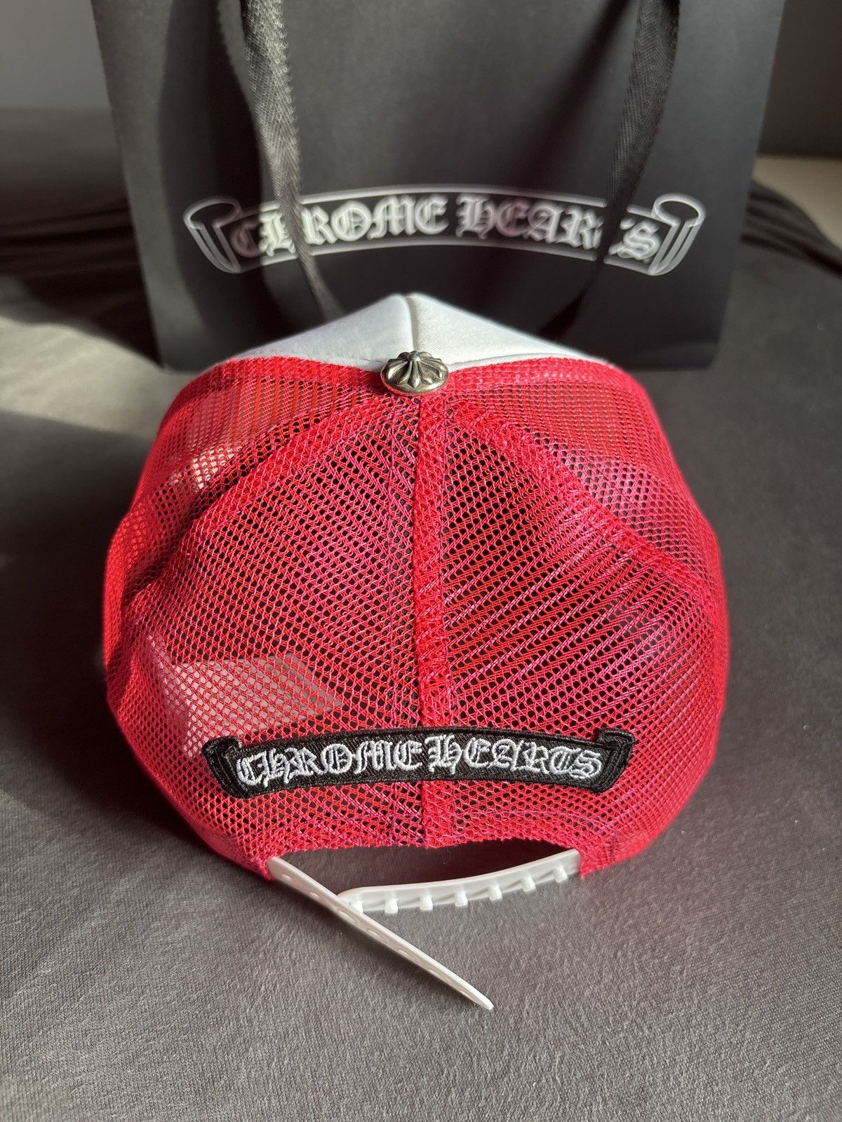 Chrome Hearts Trucker Cap Triple cemetry cross neon pink Size ONE SIZE - 2 Thumbnail
