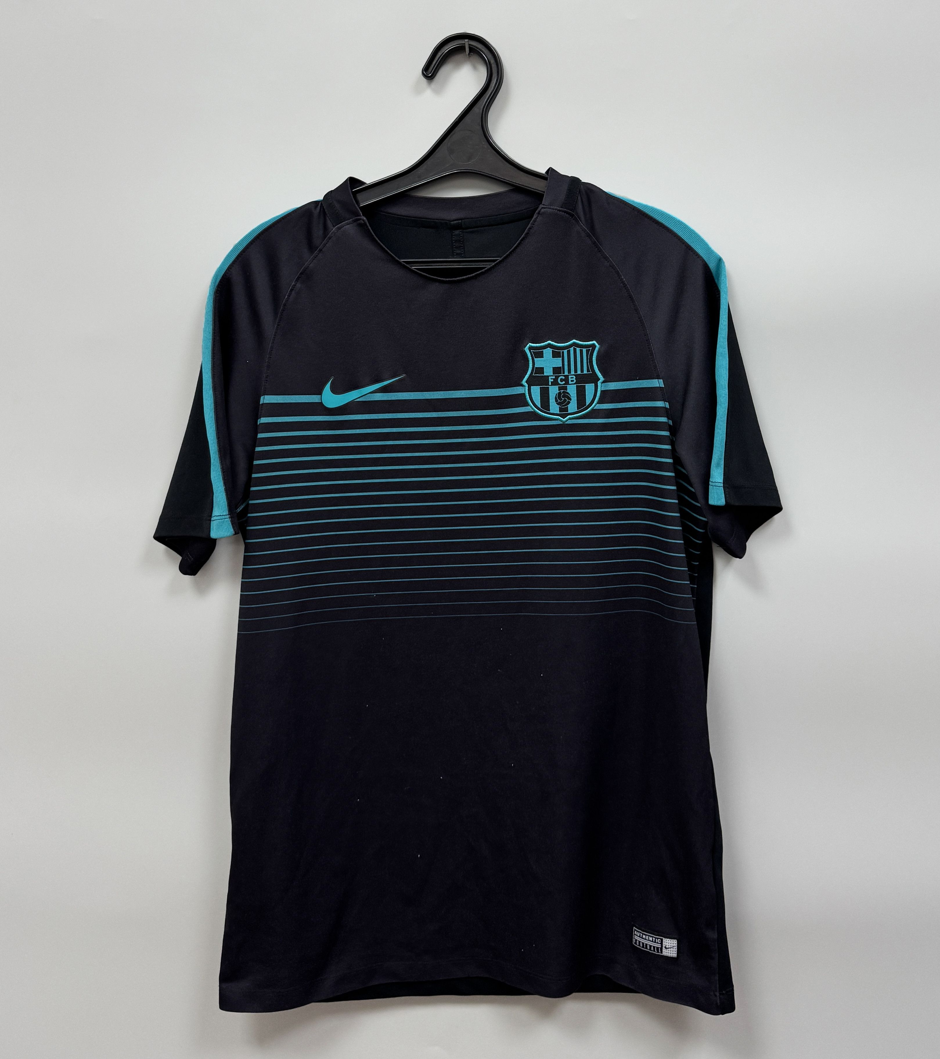 Nike 2016-2017 Nike FC Barcelona DRY Strike Squad Jersey Shirt Size US M / EU 48-50 / 2 - 1 Thumbnail