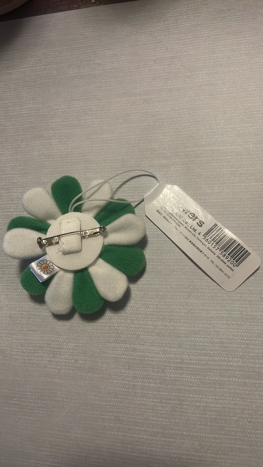 Takashi Murakami Takashi flower pin Size ONE SIZE - 2 Thumbnail