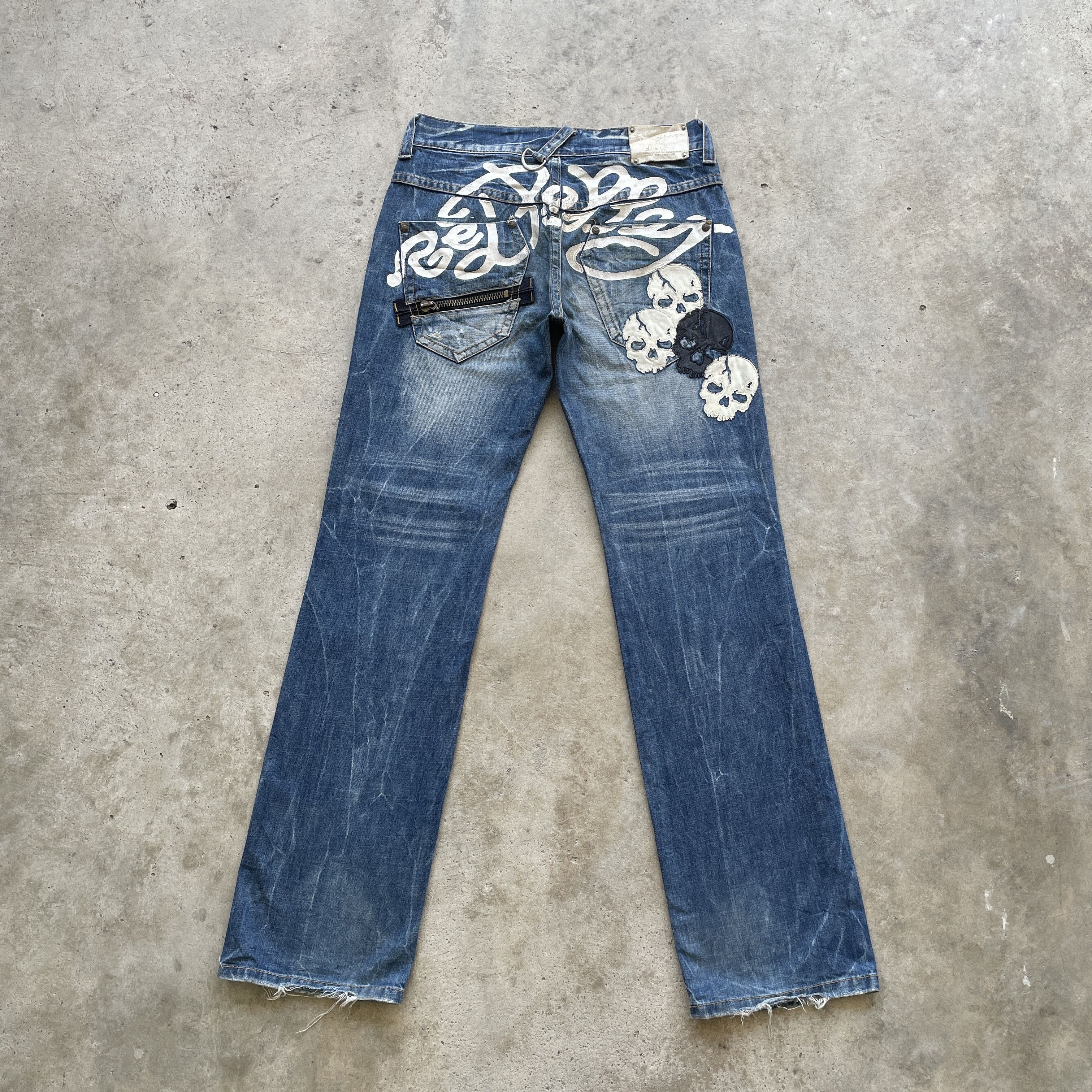 Japanese Brand W32 VINTAGE JAPAN DISTRESSED JEANS SKULLS FADED DENIM PANTS Size US 32 / EU 48 - 17 Thumbnail