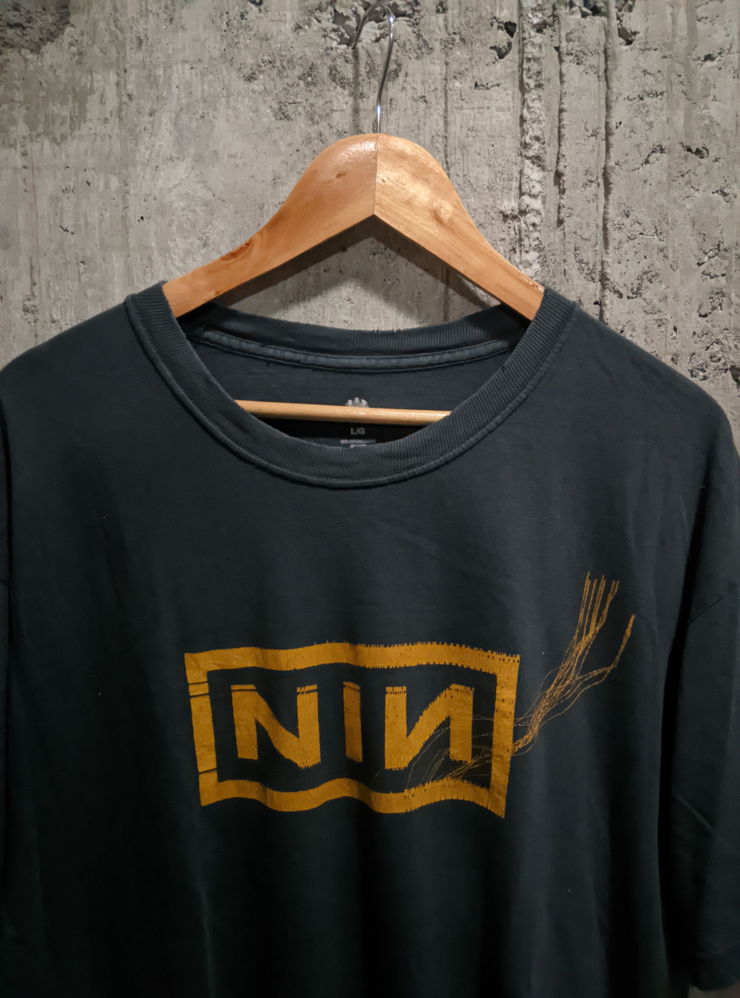 Band Tees Vintage 2006 nine inch nails bauhaus live with teeth t shirt Size US L / EU 52-54 / 3 - 6 Thumbnail
