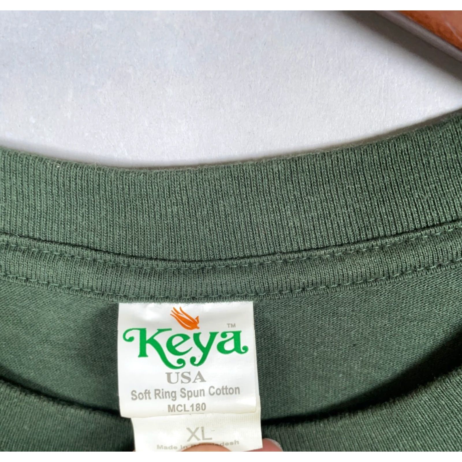 Vintage VINTAGE Keya Men’s Long Sleeve T-Shirt XL Dark Green Whitetail Deer Nature Outdoor Animal Graphic 90s Size US XL / EU 56 / 4 - 3 Thumbnail