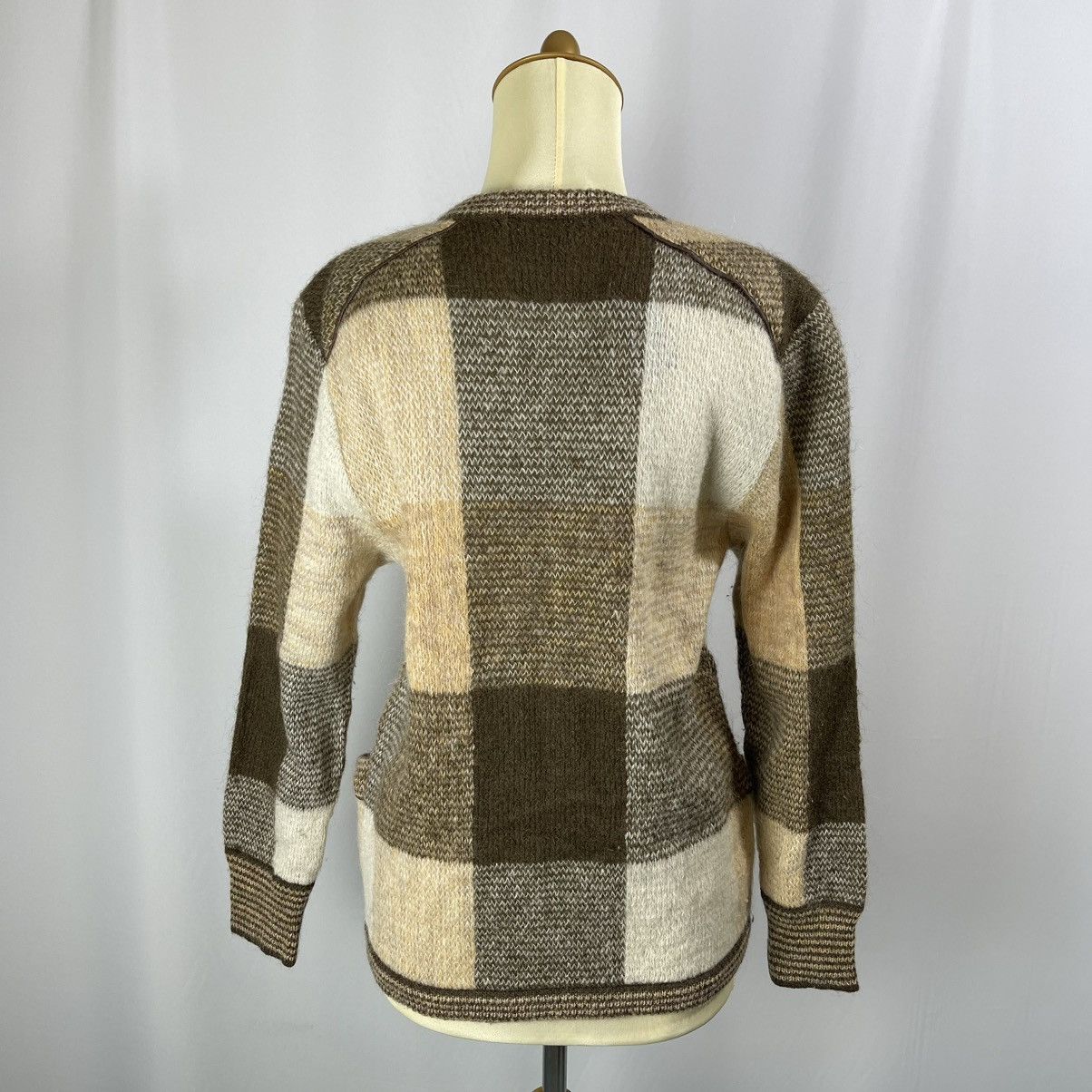 Etienne Aigner Etienne Aigner Vintage Knit Cardigan – Checkered Pattern Size M / US 6-8 / IT 42-44 - 4 Thumbnail