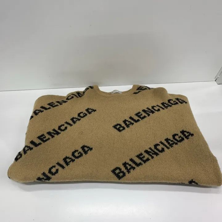 Balenciaga Balenciaga Balenciaga Logo Knit Sweater in Beige -2507 Size US XS / EU 42 / 0 - 5 Thumbnail