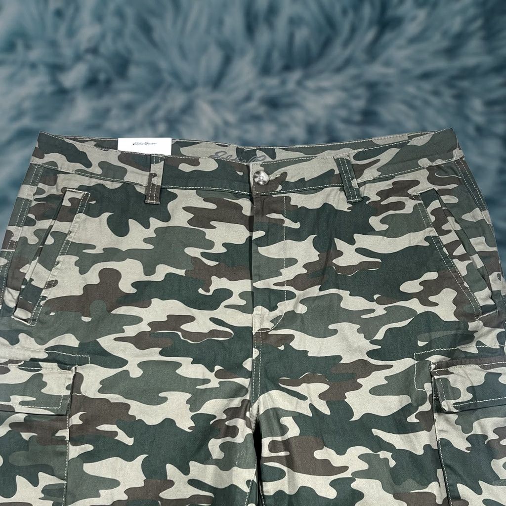 Eddie Bauer Eddie Bauer Cargo Shorts Mens 36 Green Tan Camo Pockets Outdoors Adventure Multicolor Regular Cargo Men 36 Outdoors Size US 36 / EU 52 - 1 Thumbnail
