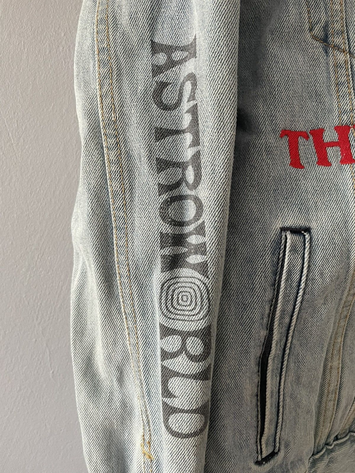 Levi's Levi’s x Travis Scott Astroworld Cotton Denim Jacket Size US L / EU 52-54 / 3 - 2 Thumbnail