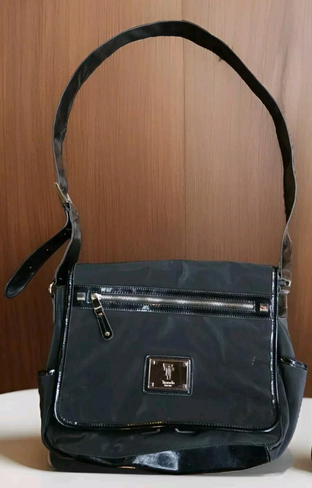 Other Tignanello Messenger Shoulder Bag Black Yellow Interior Lap Size ONE SIZE - 1 Thumbnail