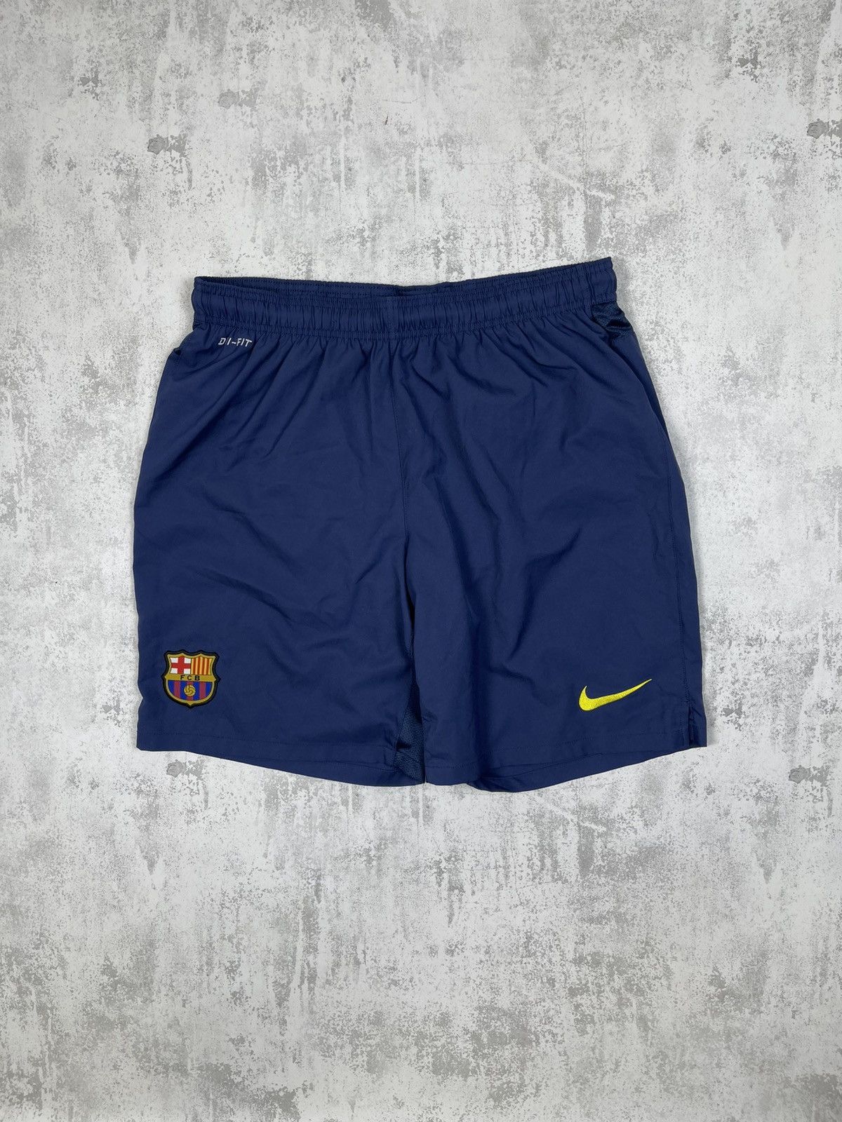 Nike Nike FC Barcelona 2013/14 Training Dri-FITPerformance Shorts Size US 35 - 1 Thumbnail