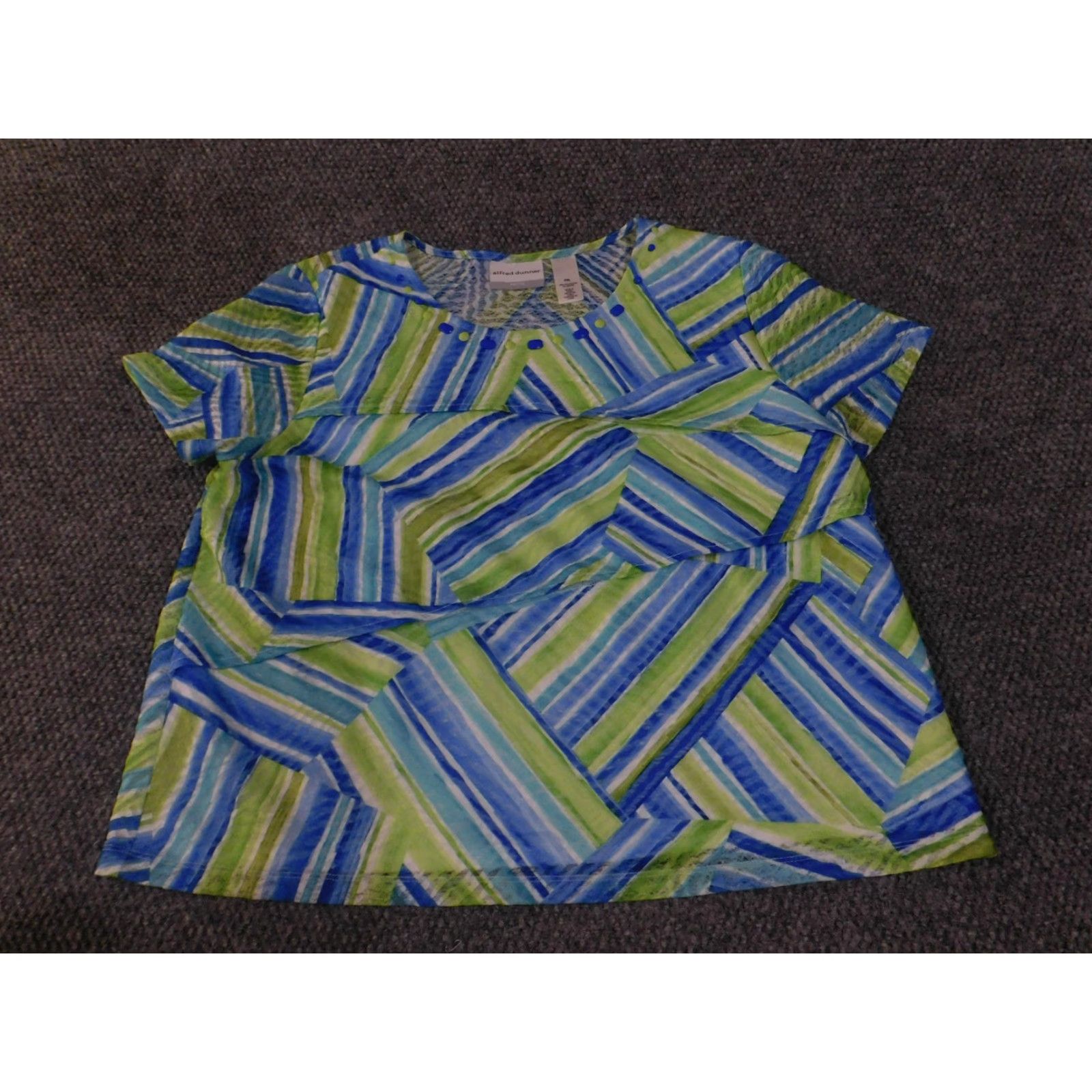 Vintage Alfred Dunner Shirt Womens PXL Blue Green Stripe Print Short Sleeve Beaded Neckline Petite Blouse Size XL / US 12-14 / IT 48-50 - 4 Thumbnail