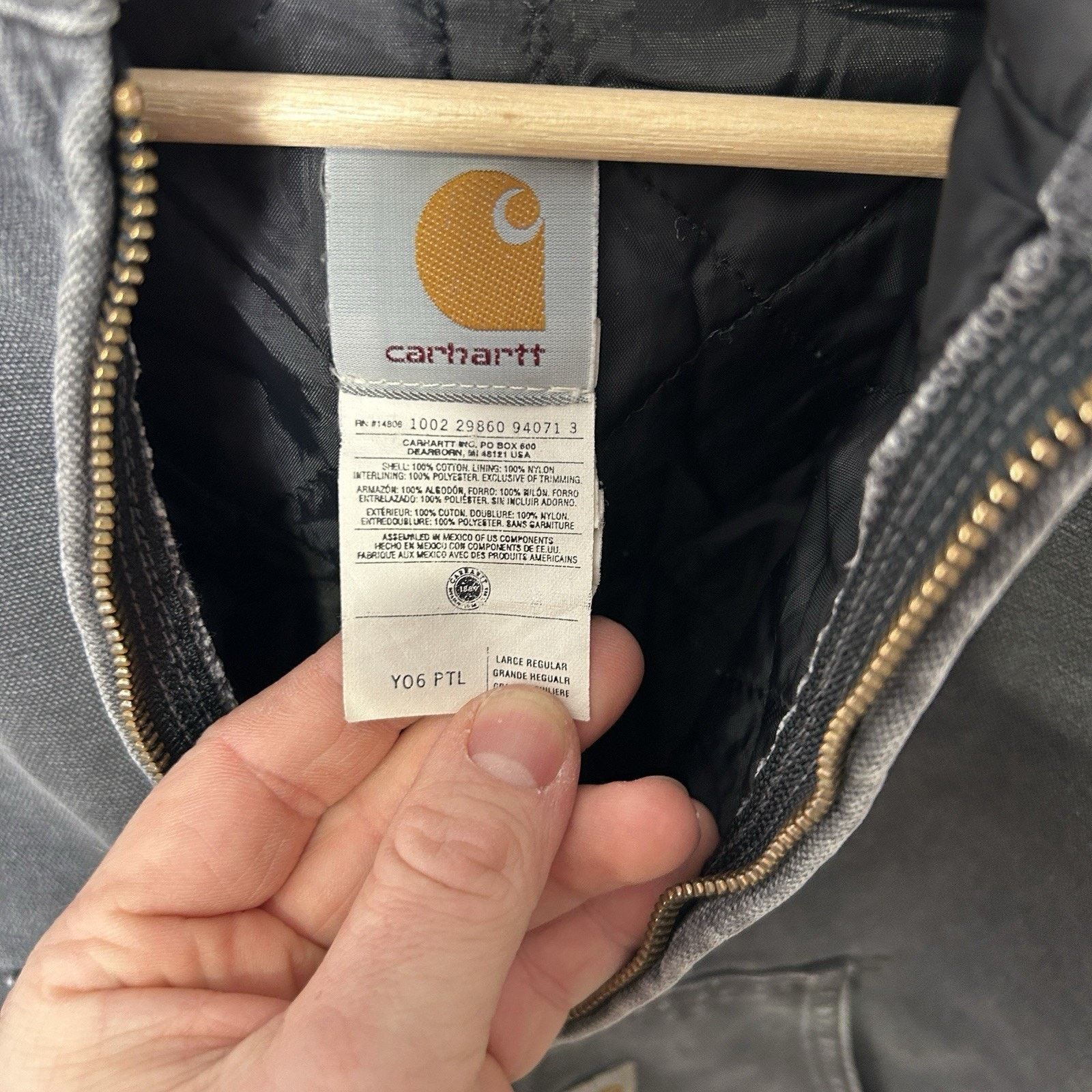 Carhartt Vintage Carhartt Quilted Hooded Active Jacket “Petrol Gray” Size XS / US 0-2 / IT 36-38 - 11 Thumbnail