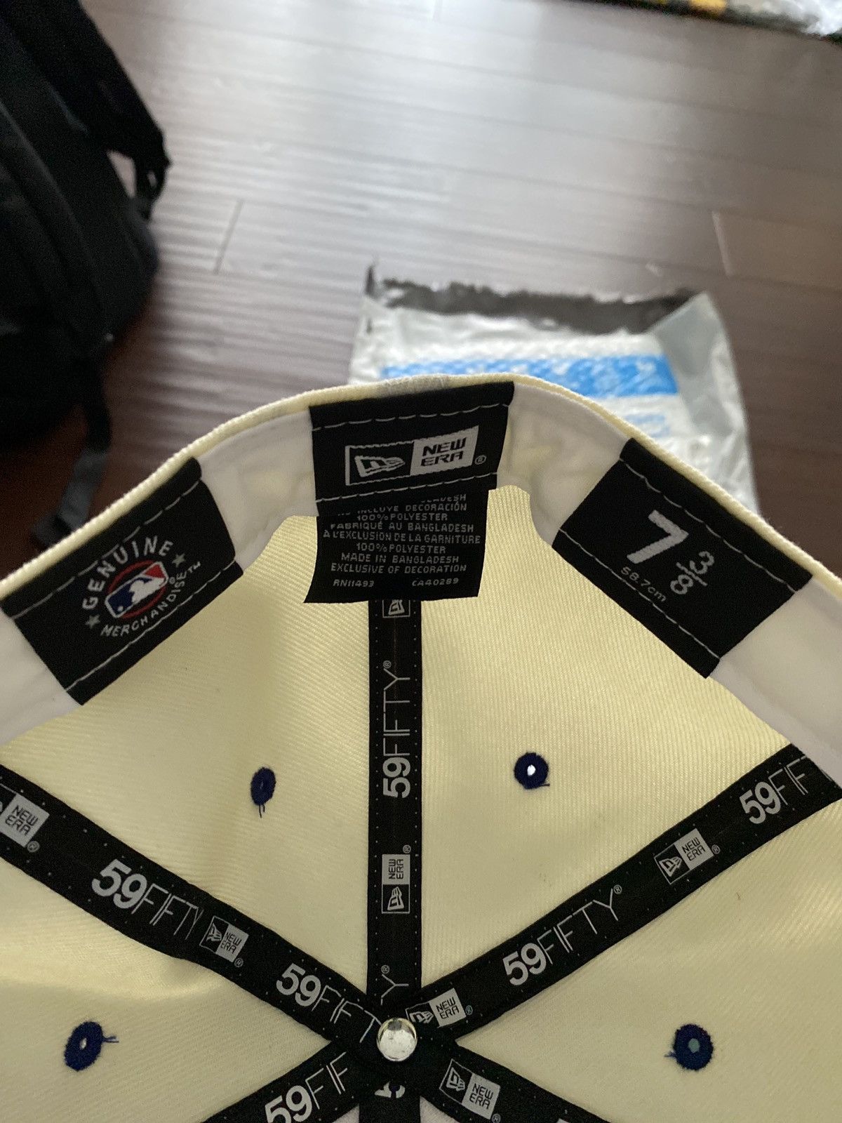 Hat Club × New Era Hat Club Cubs New Era Ivory/Royal 7 3/8 Fitted - BRAND NEW Size ONE SIZE - 3 Thumbnail