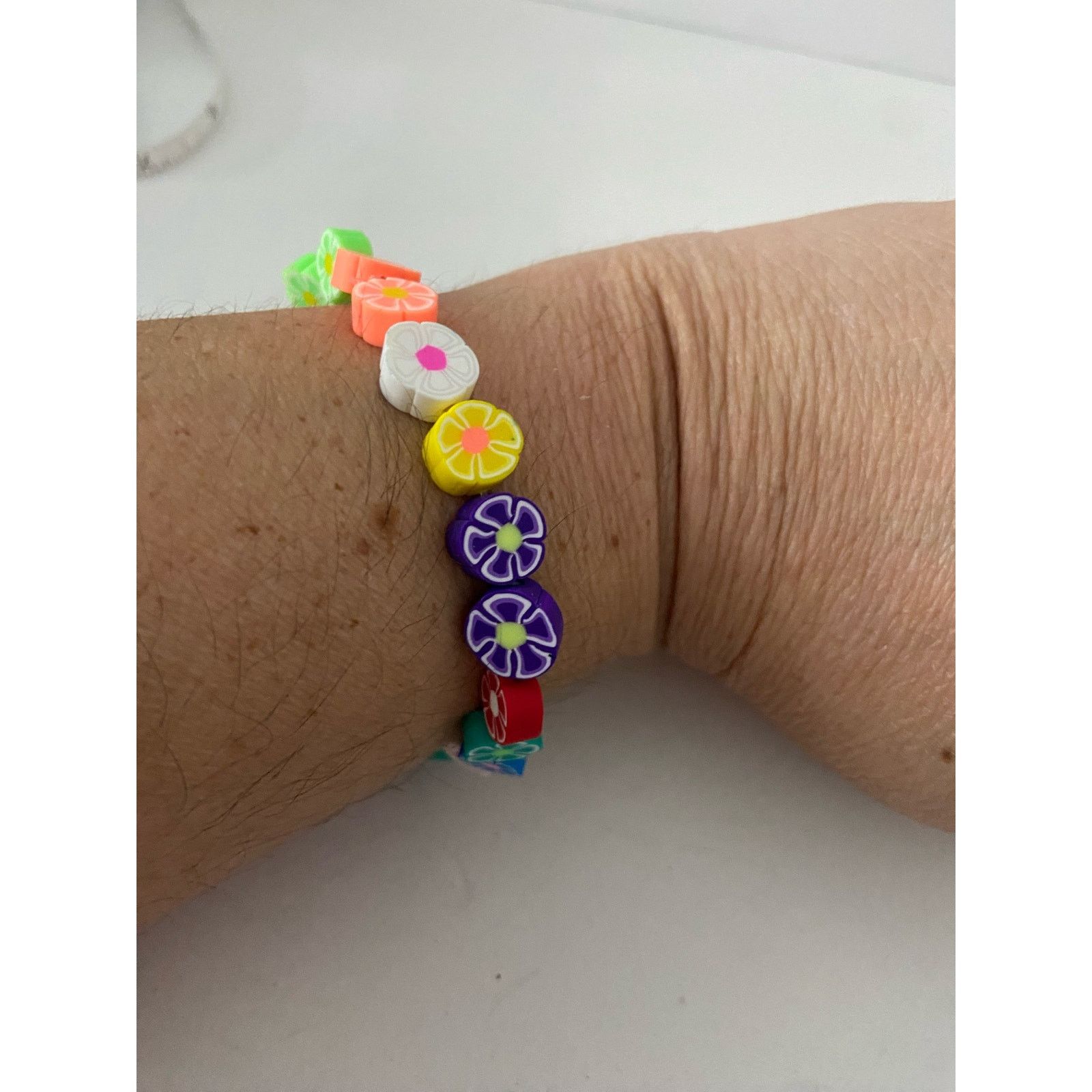 Handmade Colorful clay floral bead bracelet Size ONE SIZE - 4 Thumbnail