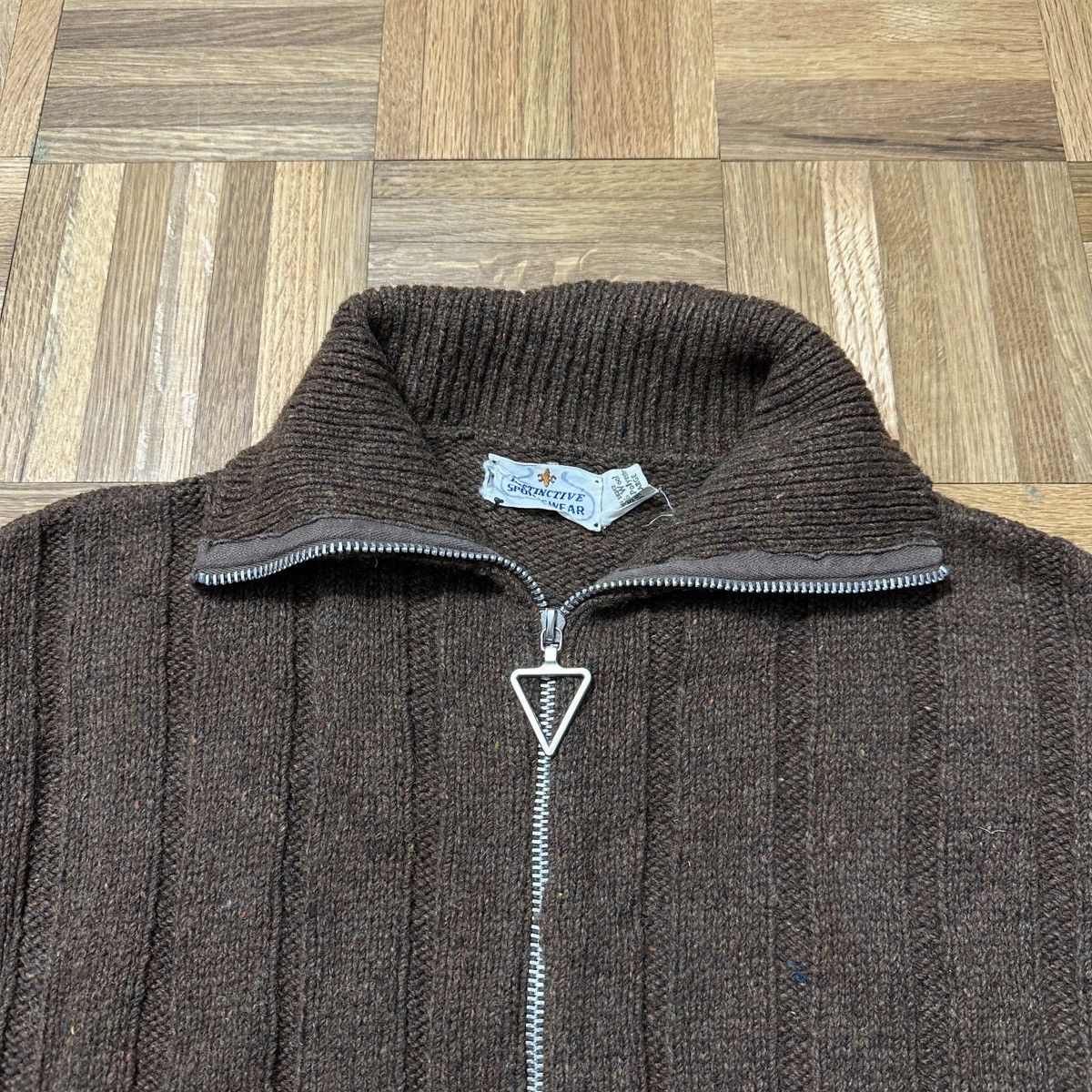 Vintage Vintage Distinctive Sportswear sweater Size US L / EU 52-54 / 3 - 3 Thumbnail