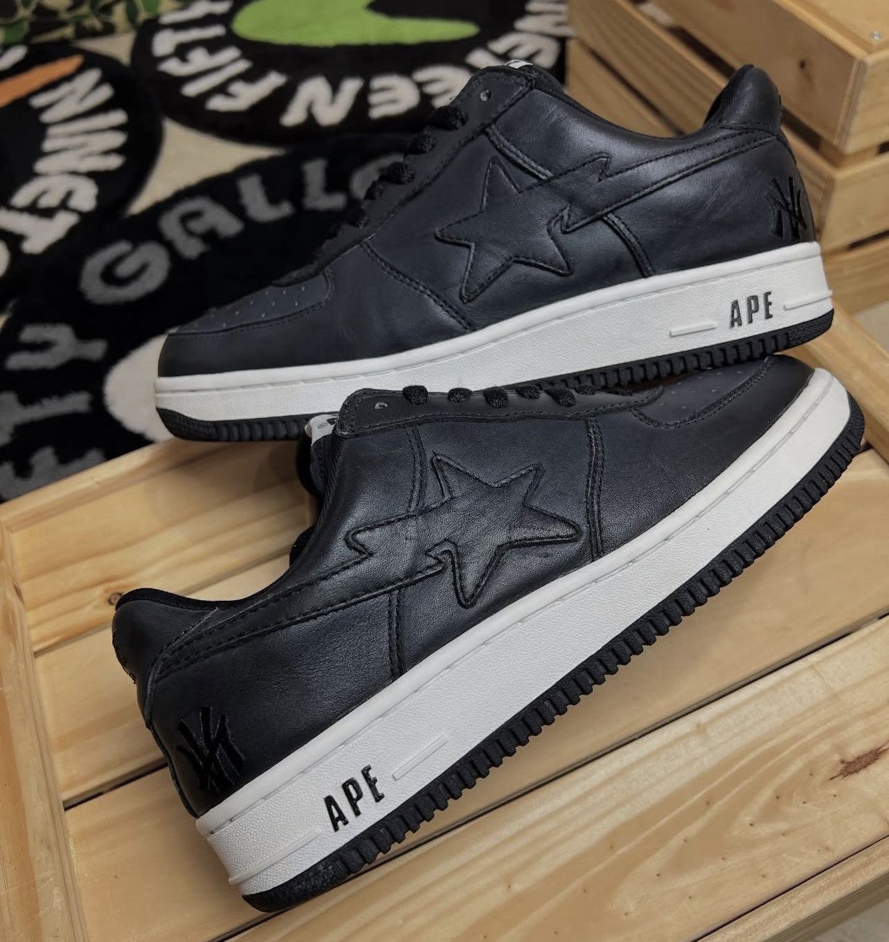 Bape 2004 A Bathing Ape x Neighborhood Black Bapesta 1 out of 100 Size US 9.5 / EU 42-43 - 1 Thumbnail