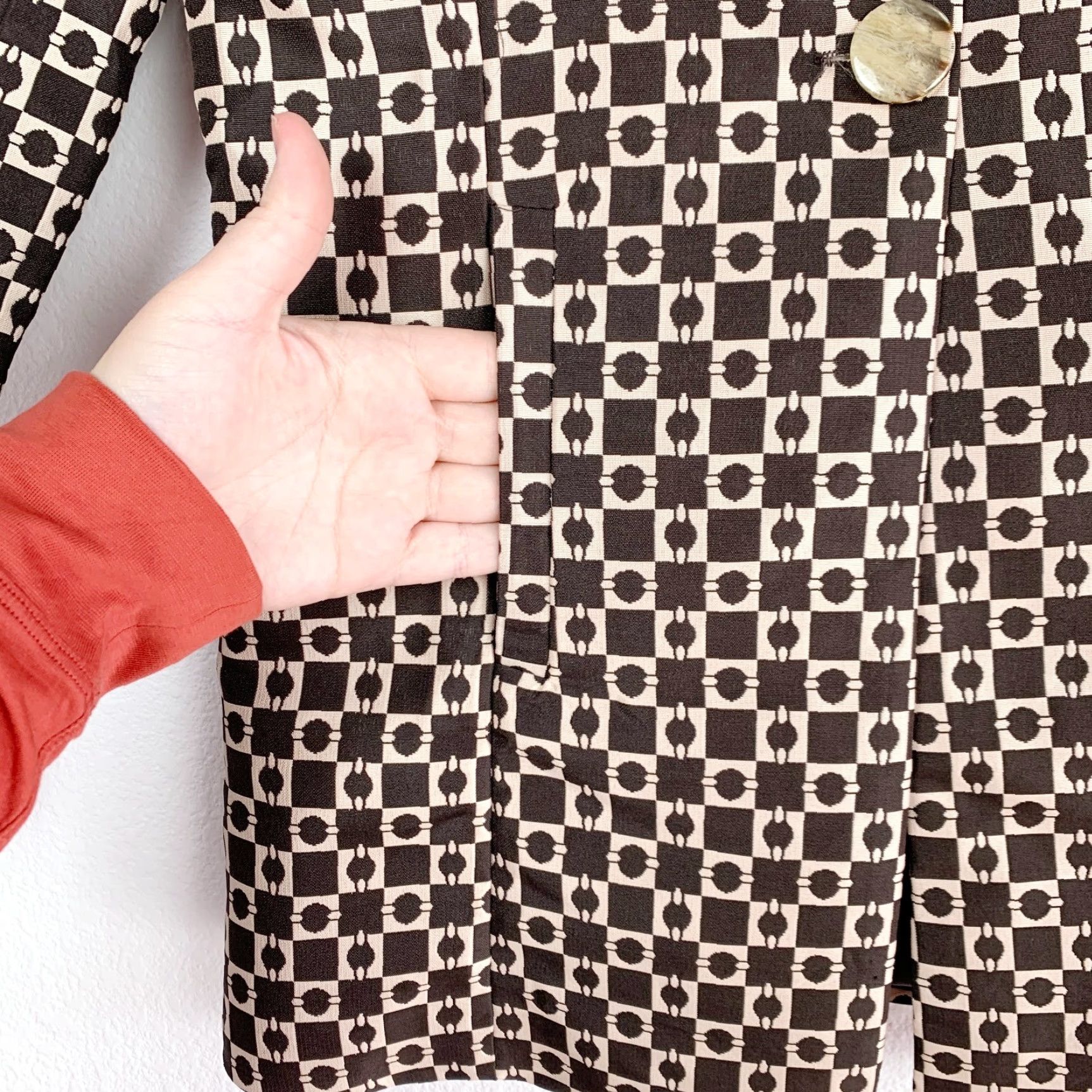 Vintage Emma G Three Button Mod Tapestry Look Brown Tan Jacket Coat Size Small Womens Basic Jacket Size S / US 4 / IT 40 - 2 Thumbnail