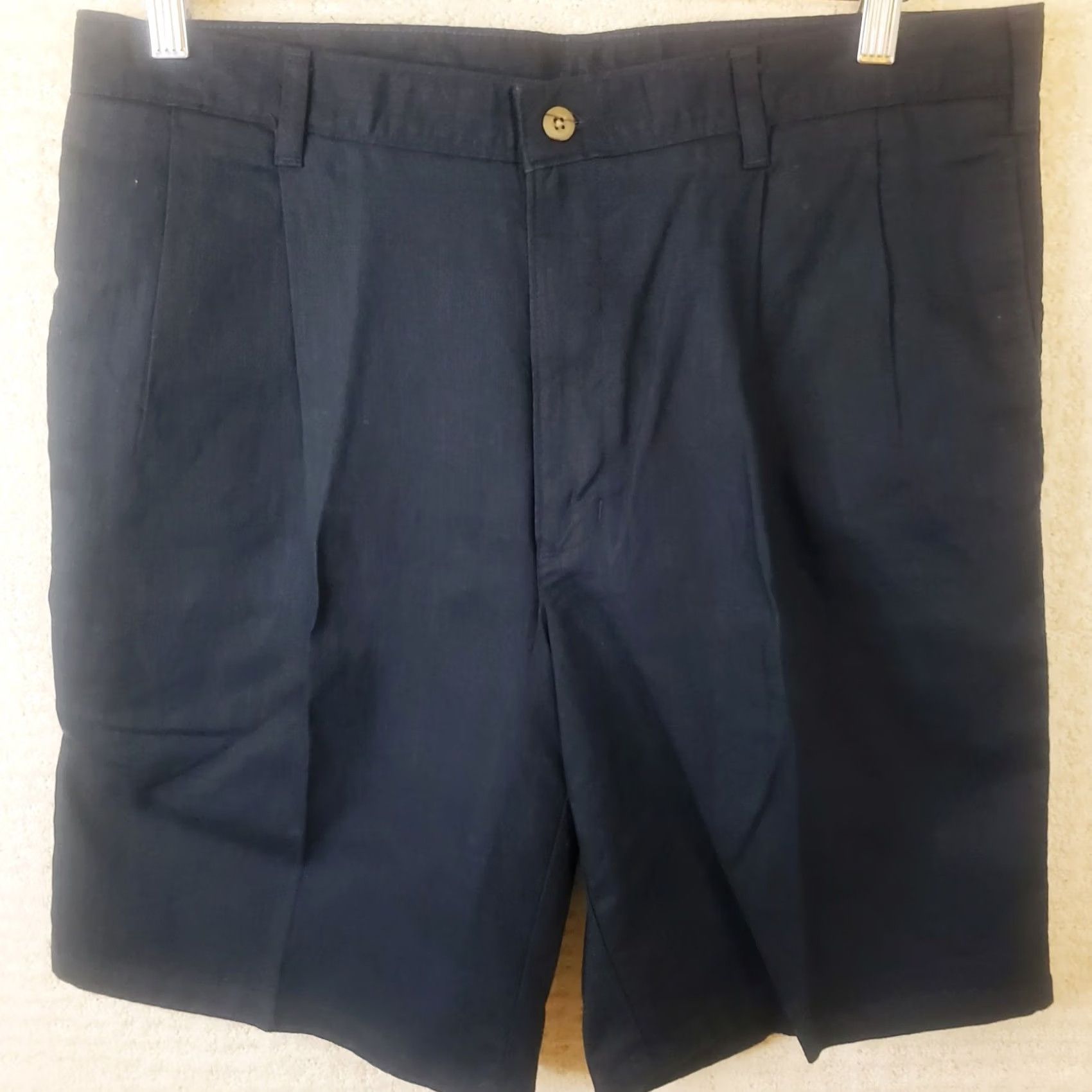 Vintage Northern Isles Men's Navy Blue Pleated Front Shorts Linen Cotton Blend 36x9 Regular Inseam 9 in Navy Chino Casual Travel Summer Spring Fall Mens Size US 36 / EU 52 - 2 Thumbnail