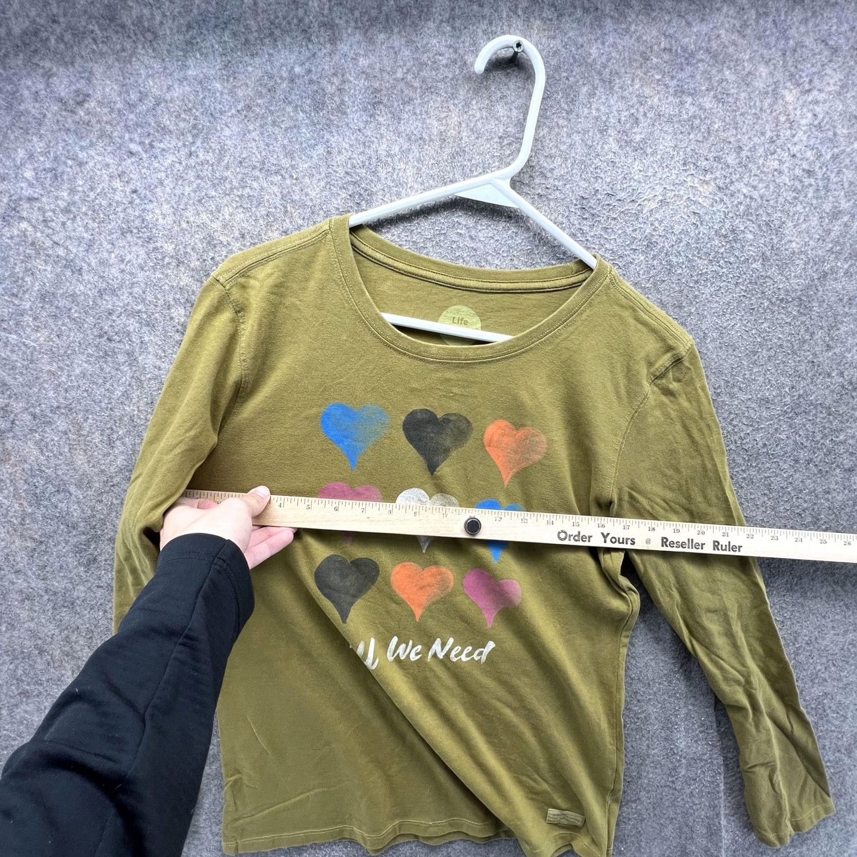 Life is Good Life is Good Shirt Womens Medium Green All We Need Heart Graphic Long Sleeve Top Size M / US 6-8 / IT 42-44 - 7 Thumbnail