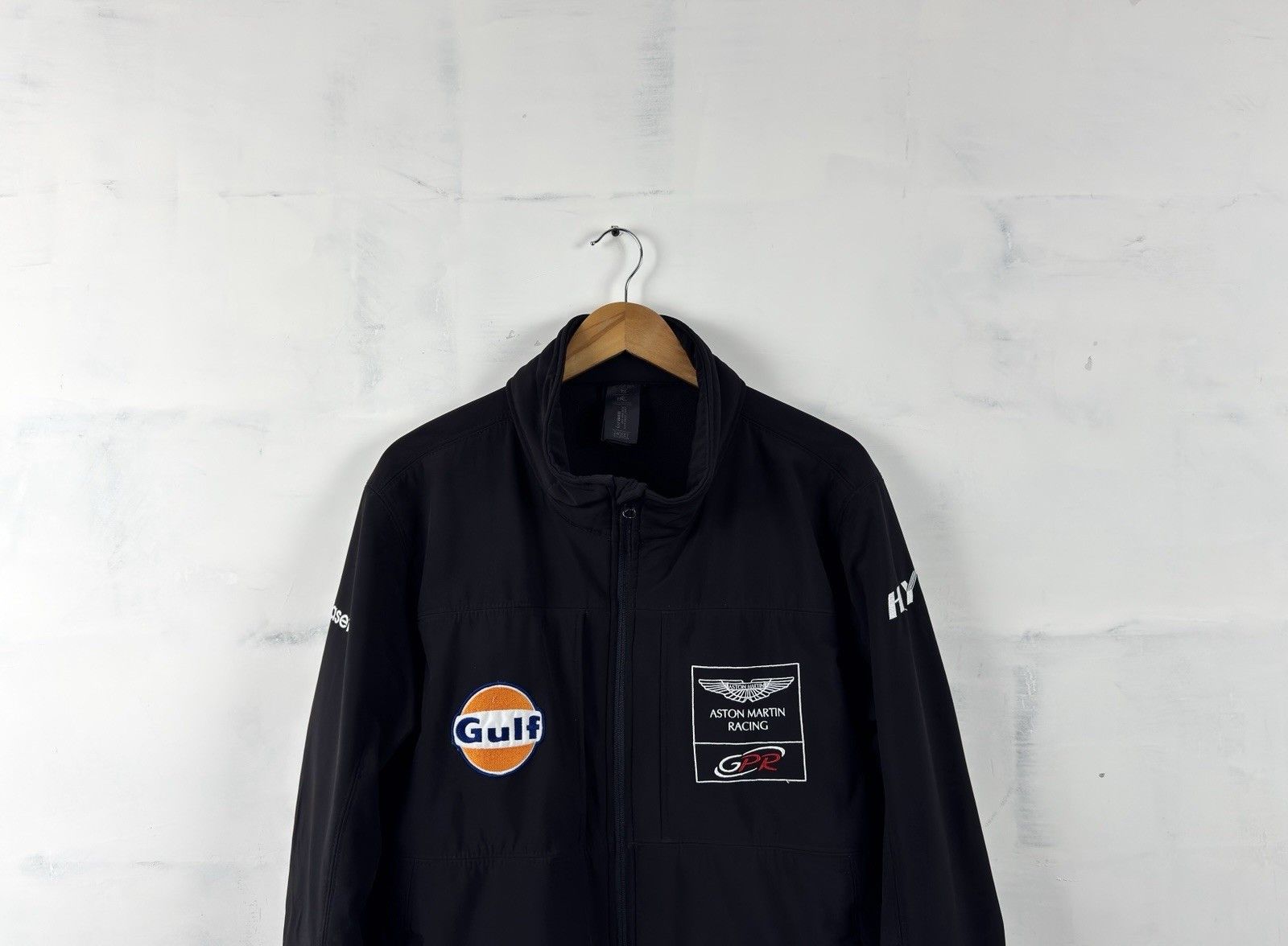 Other Aston Martin Racing Antwerp-Michiels Gulf B&C Black Jacket Size US XL / EU 56 / 4 - 2 Thumbnail