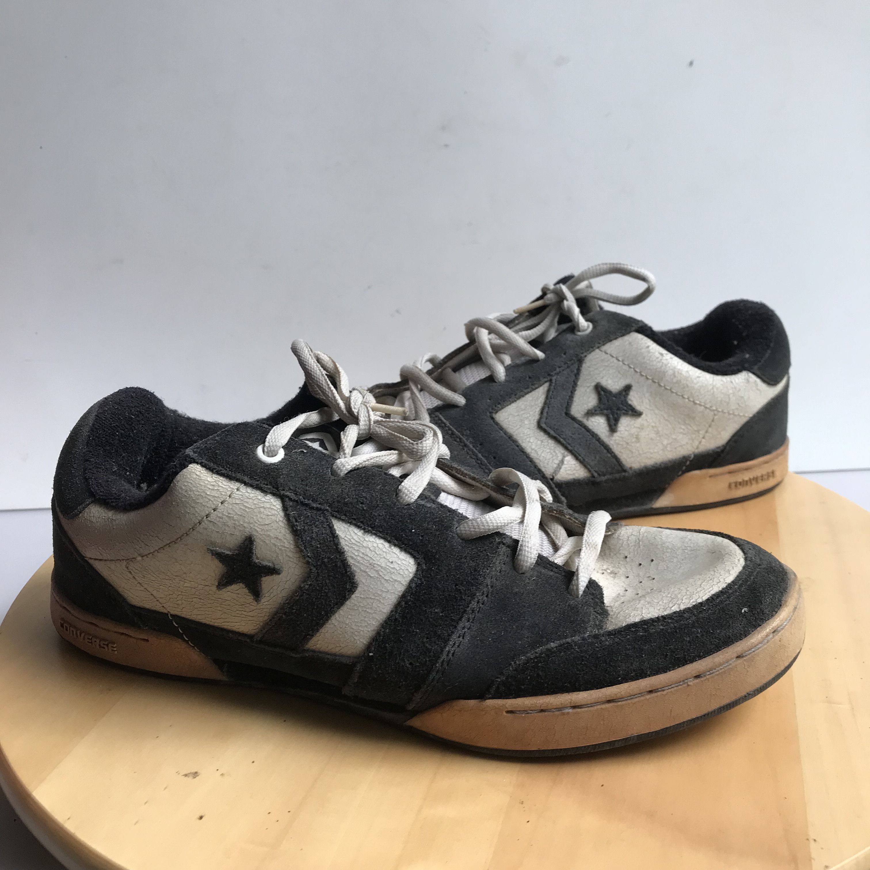 Converse Converse Skate shoes Two Tone colorway Size 40 eur Size US 7 / EU 40 - 1 Thumbnail