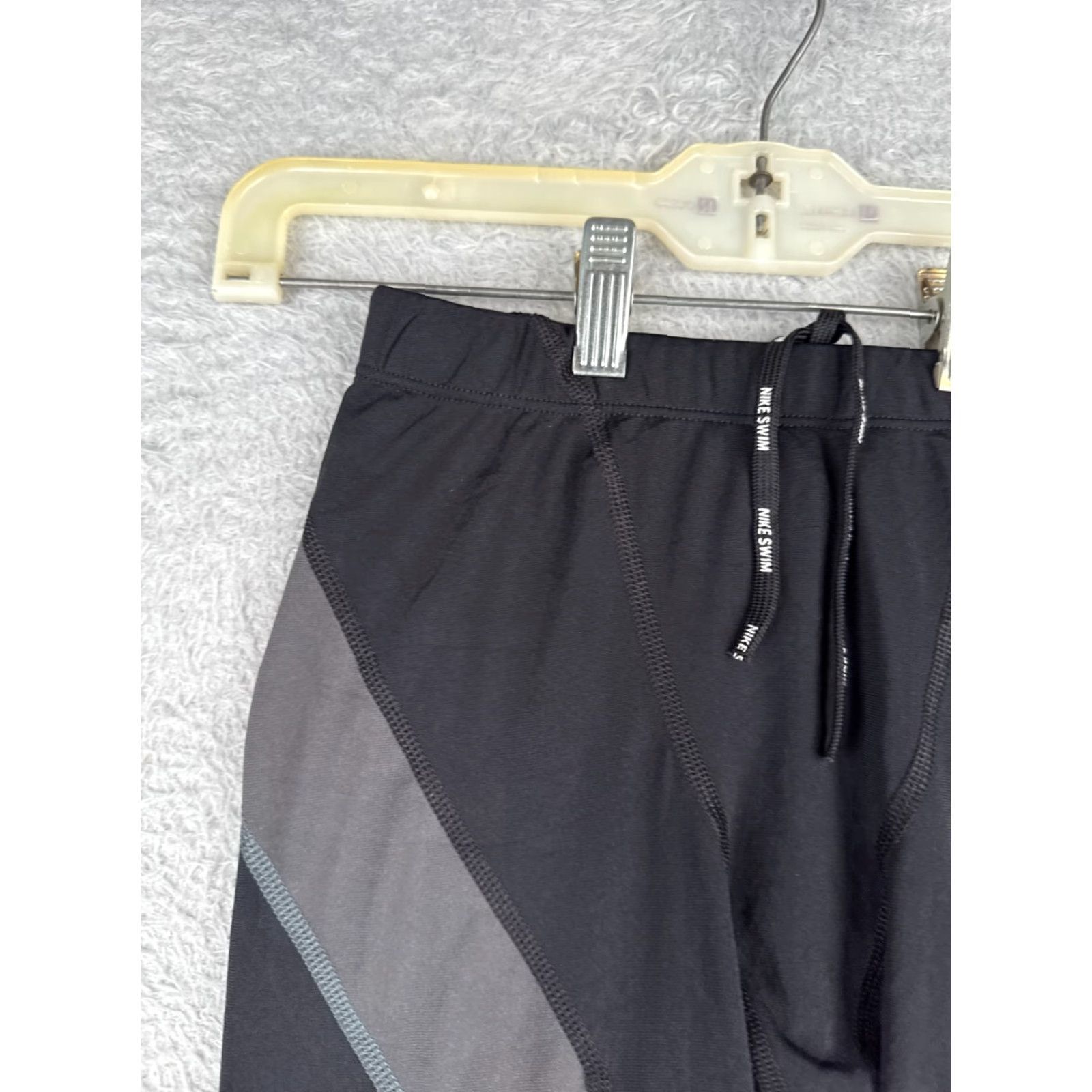 Nike Nike ShortsBottom Adult 30 Black Gray Jammer Polyester Spandex Compression Size US 30 / EU 46 - 4 Thumbnail