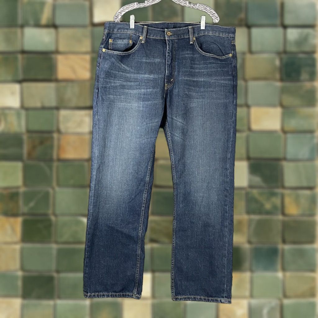 Levi's LEVI'S 559 Jeans - Men - 40x32 - Blue - Straight - Regular - 559 Model Size US 40 / EU 56 - 1 Thumbnail
