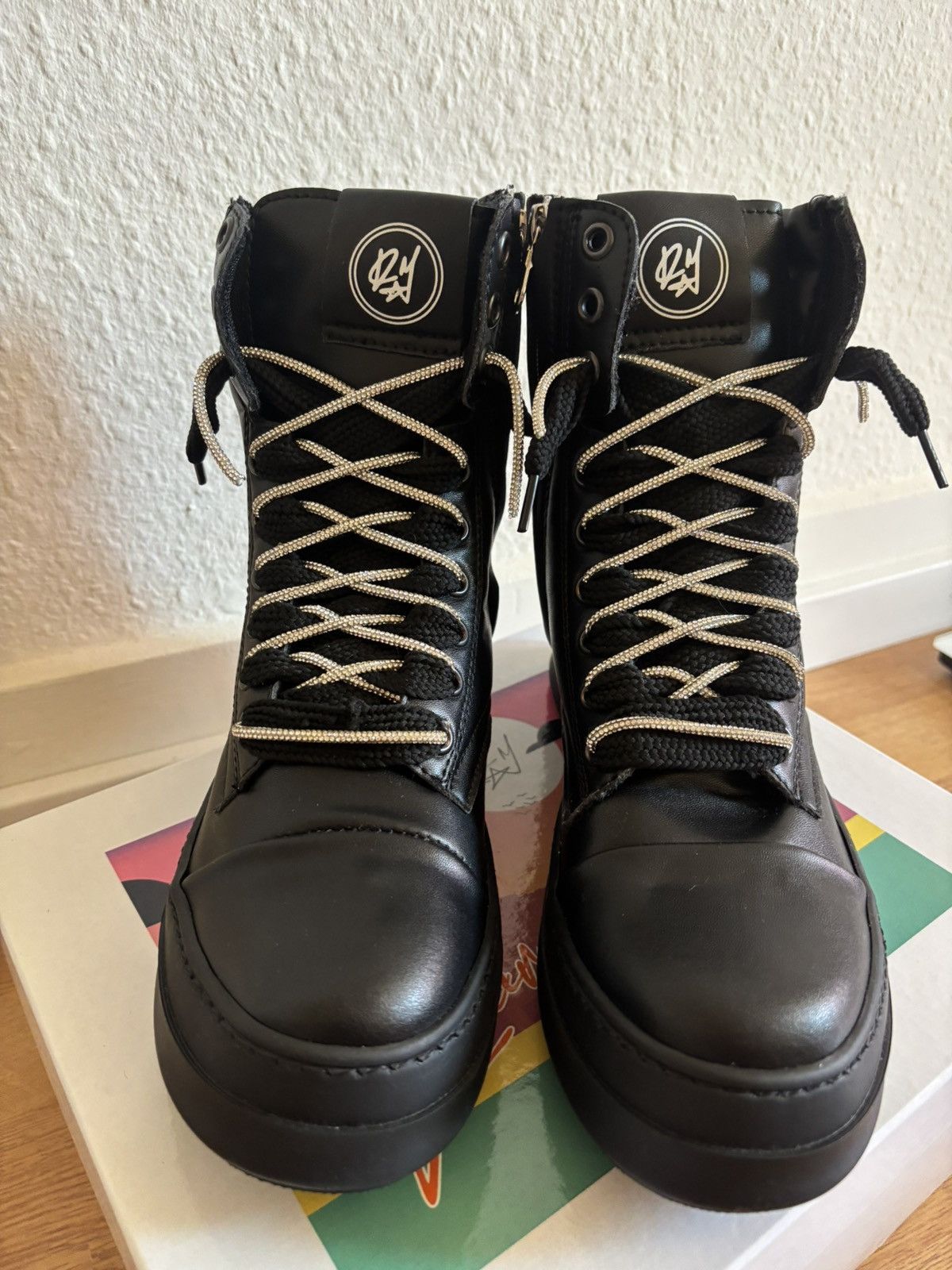 Other Raimond Miami Strike Boots Size US 7 / EU 40 - 2 Thumbnail