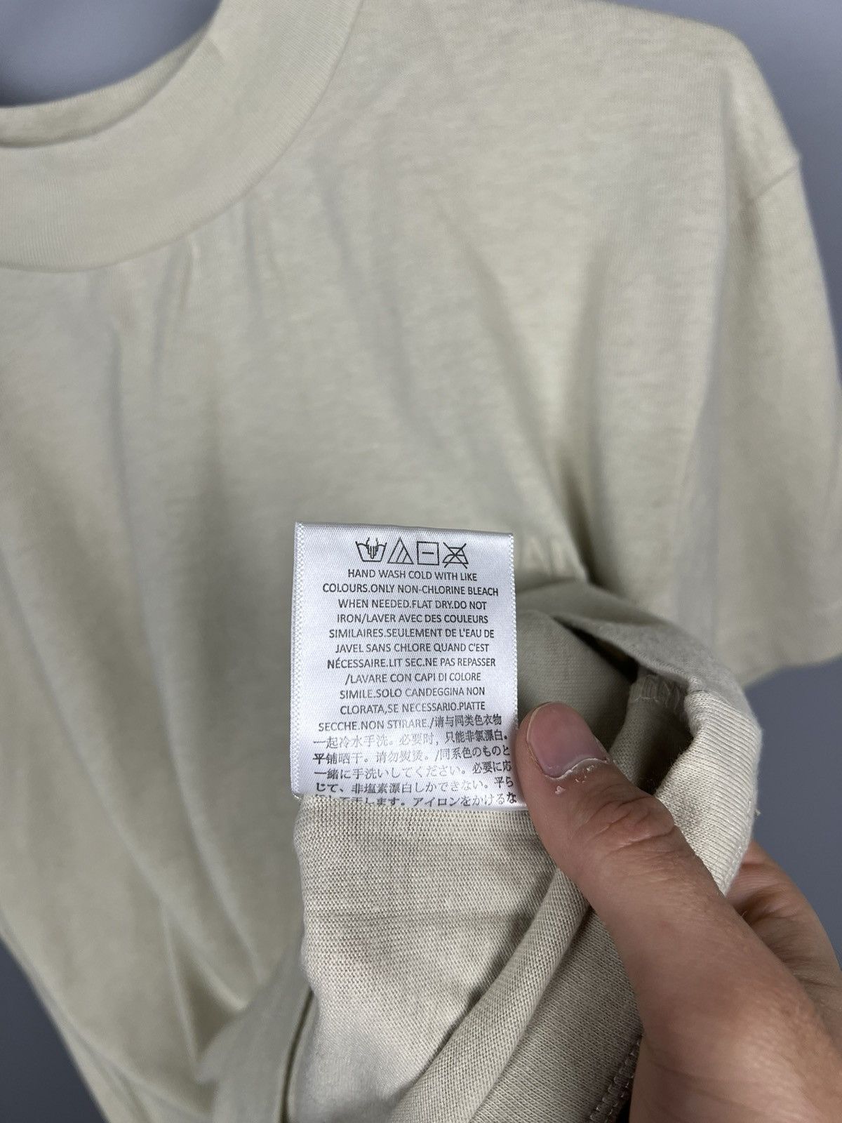 Essentials Fear of God Essentials beige tee tshirt Size S / US 4 / IT 40 - 11 Thumbnail