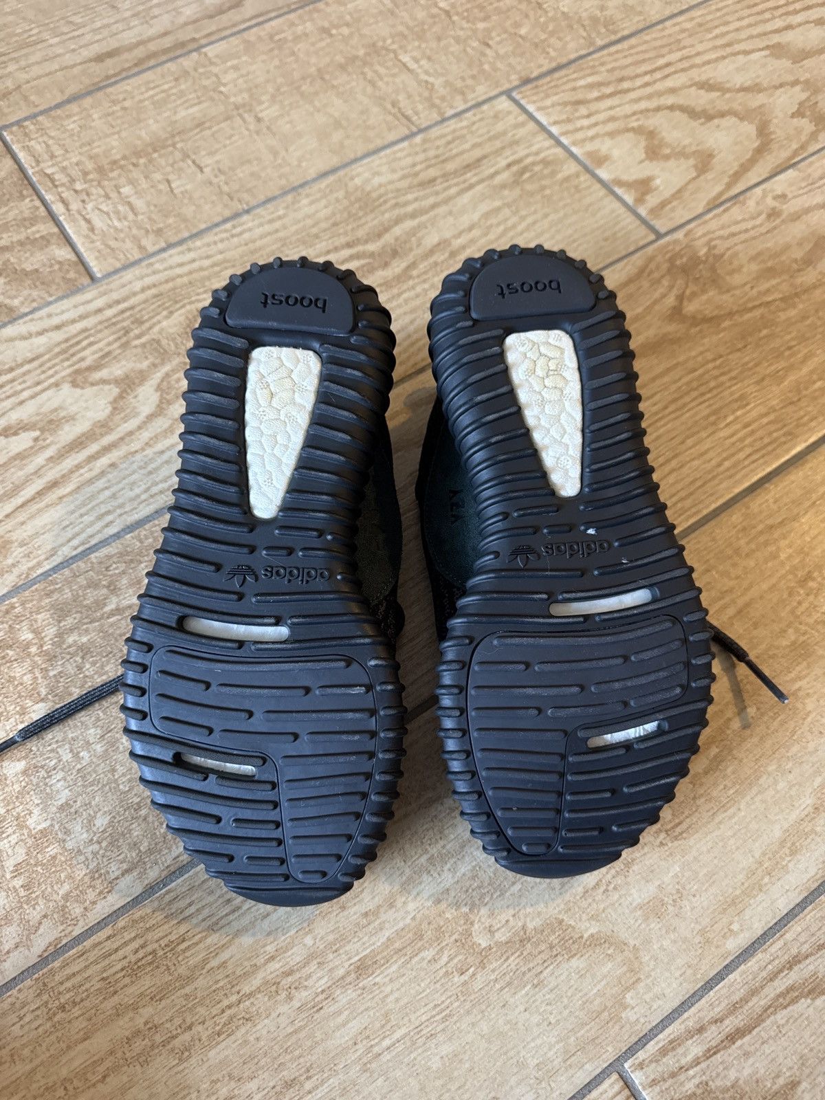 Adidas × Yeezy Yeezy boost 350 pirate black 2023 Size US 6 / EU 39 - 3 Thumbnail
