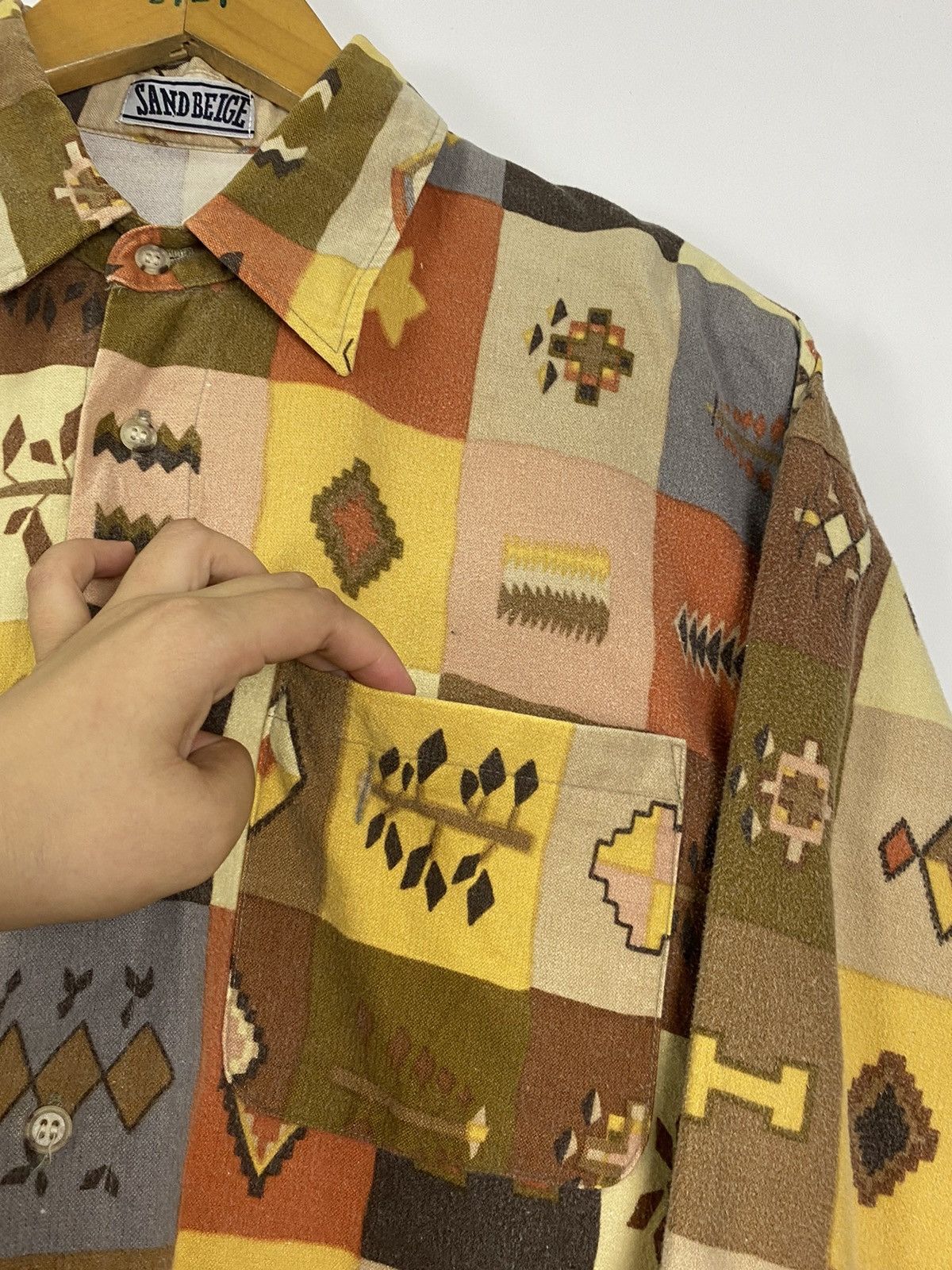 Japanese Brand × Vintage Vintage Sand Beige Button Shirt Size US M / EU 48-50 / 2 - 7 Thumbnail
